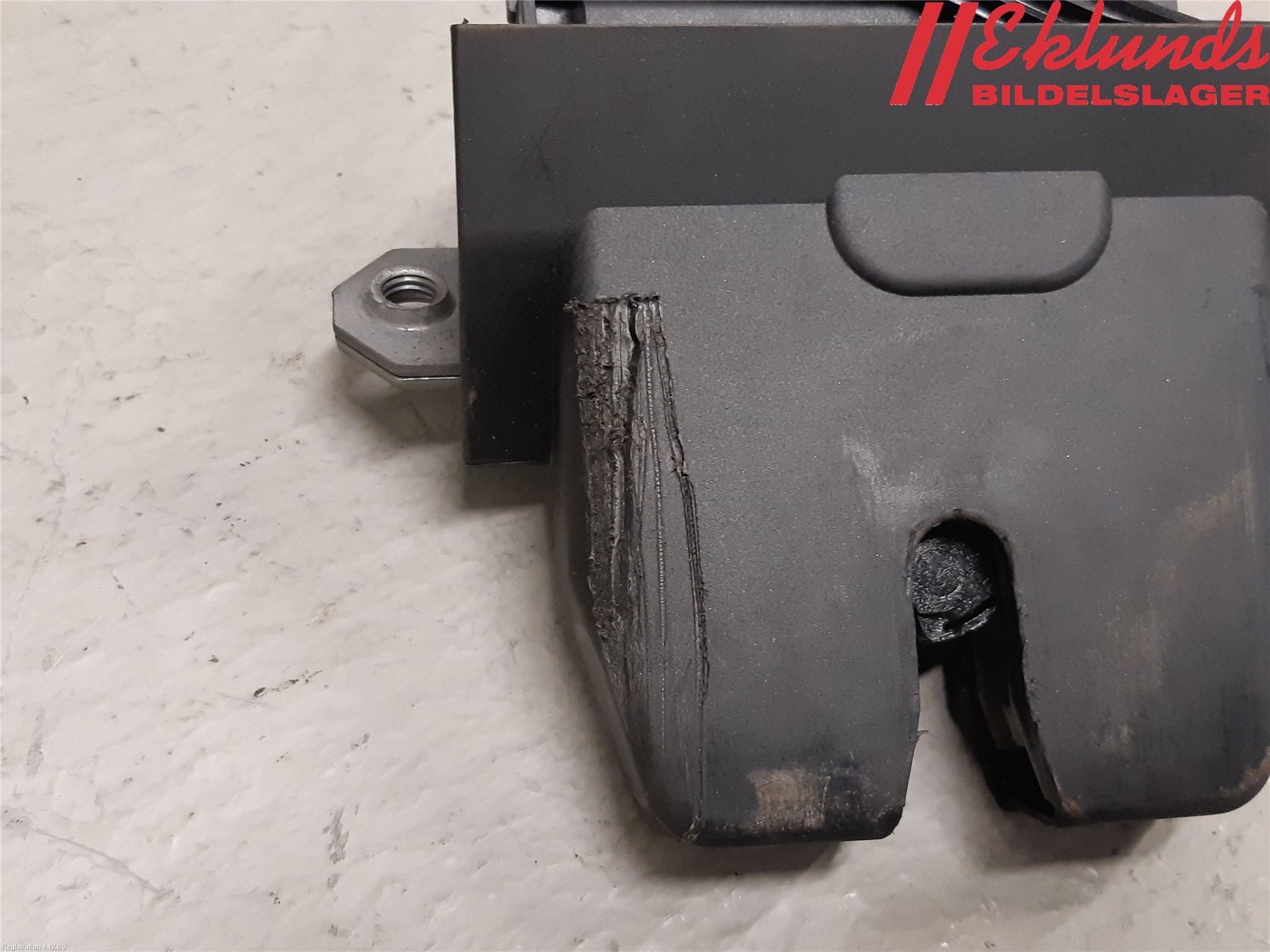 Volvo S60 11-13 Låskista Baklucka