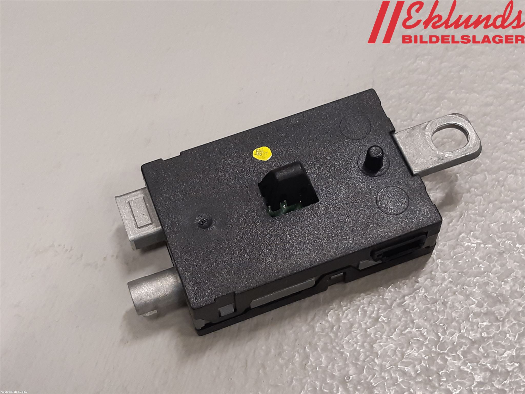 Volvo V60 11-13 Antennförstärkare