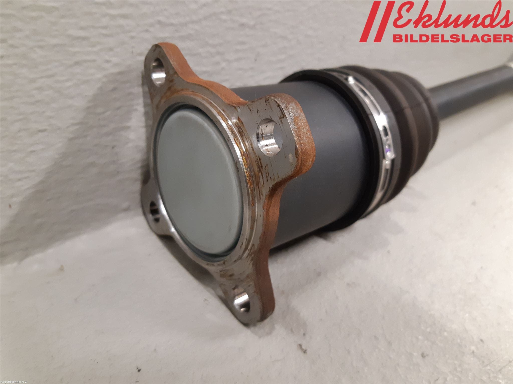 Lexus UX/300e 19- Drivaxel Bak Höger