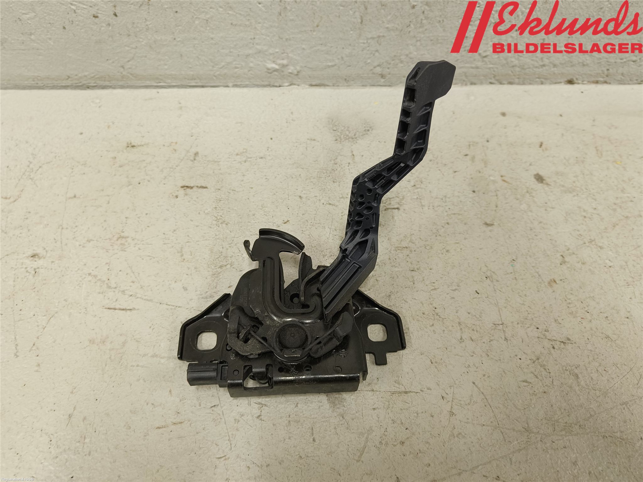 Dacia SANDERO/STEPWAY 21- Huvlås