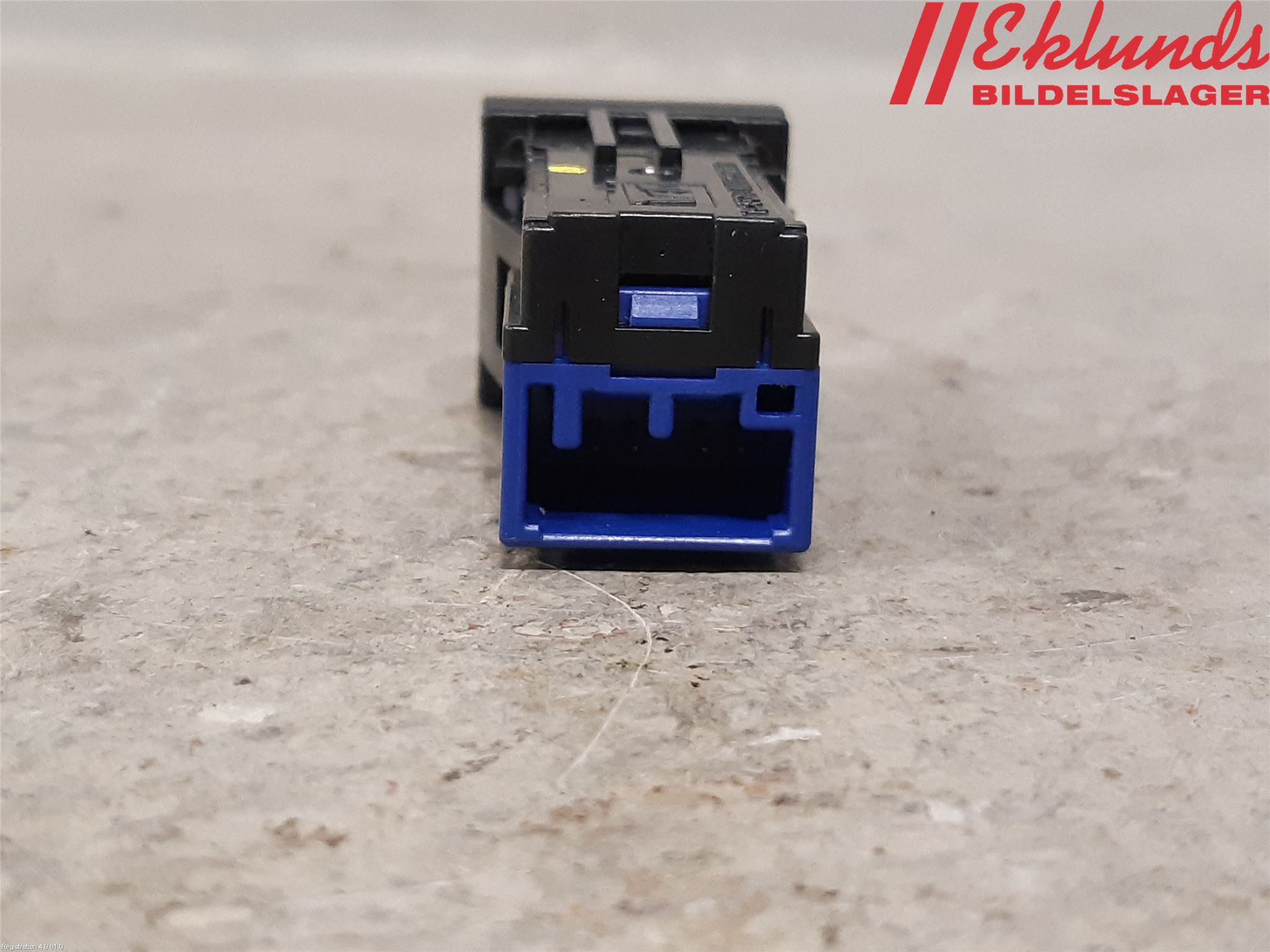 Toyota COROLLA 19- Strömställare Övrigt