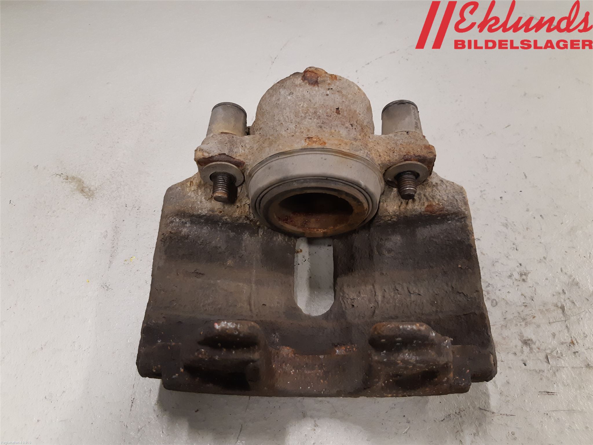 Volkswagen VW PASSAT 11-14 Bromsok Fram Höger