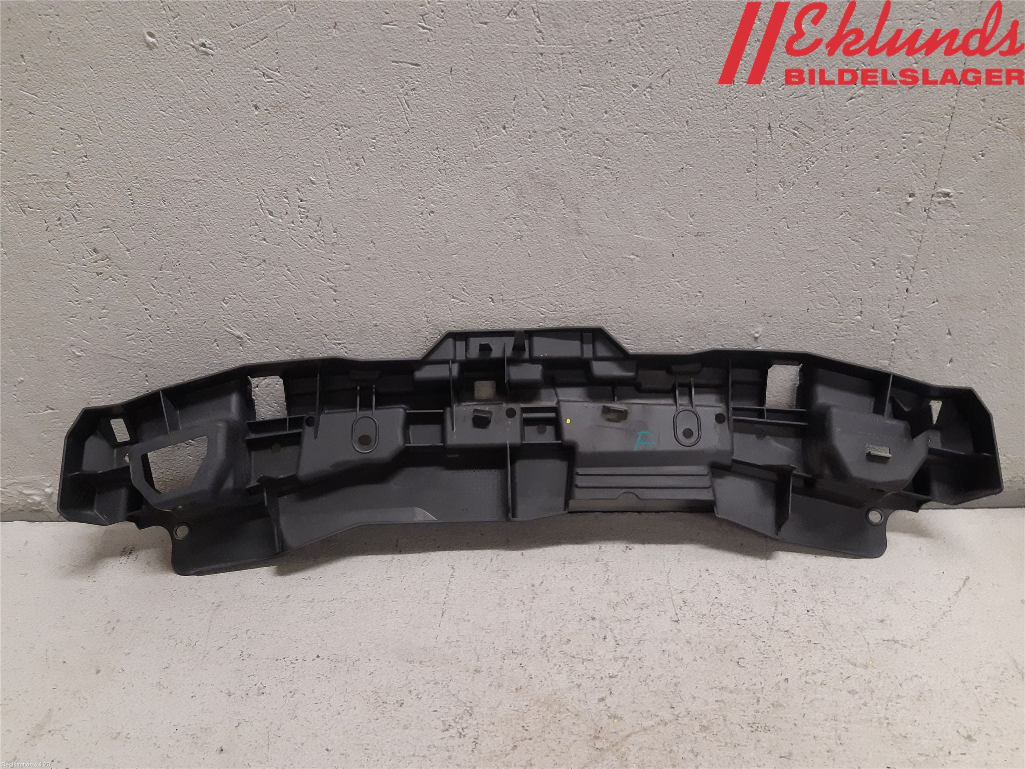 Peugeot 108 15-22 Frontplåt