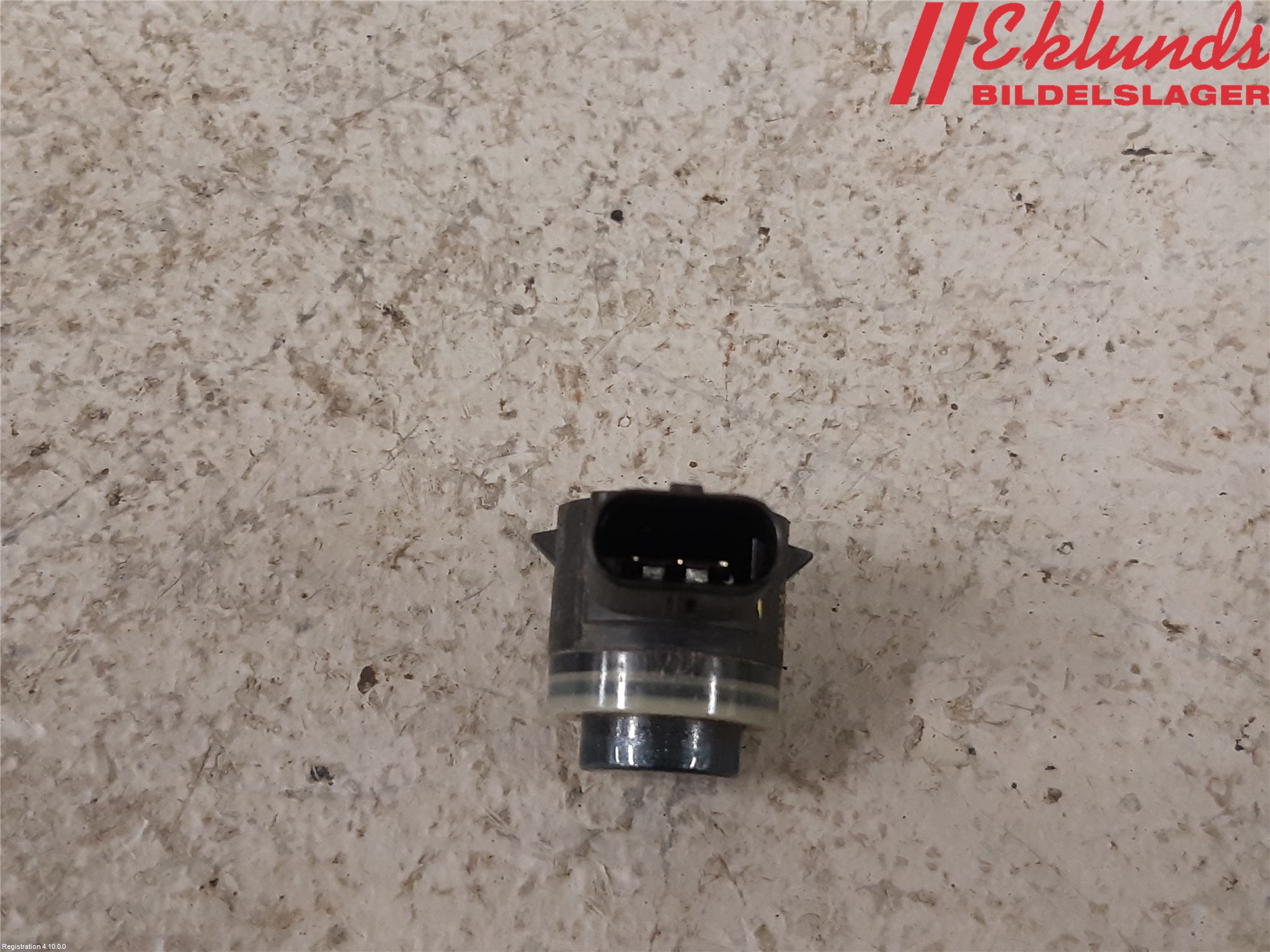 Skoda SUPERB 16-24 Parkeringshjälp Frontsensor