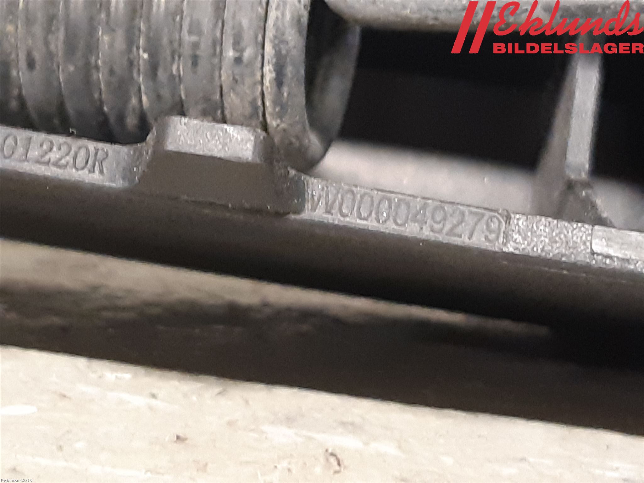 Renault CAPTUR 13-19 Torkararm-Bakruta