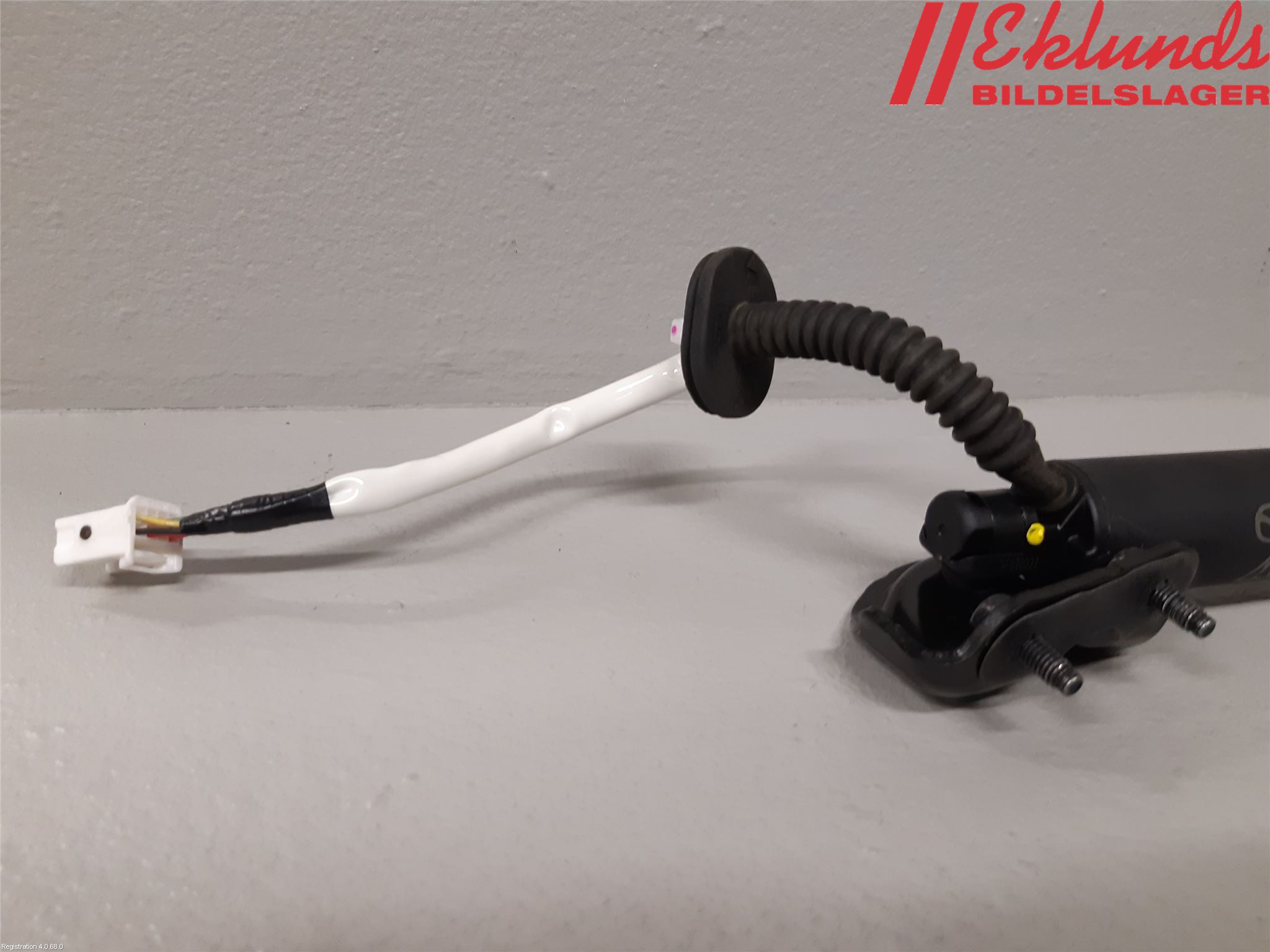 Mazda CX-30 20- Gasfjäder Baklucka