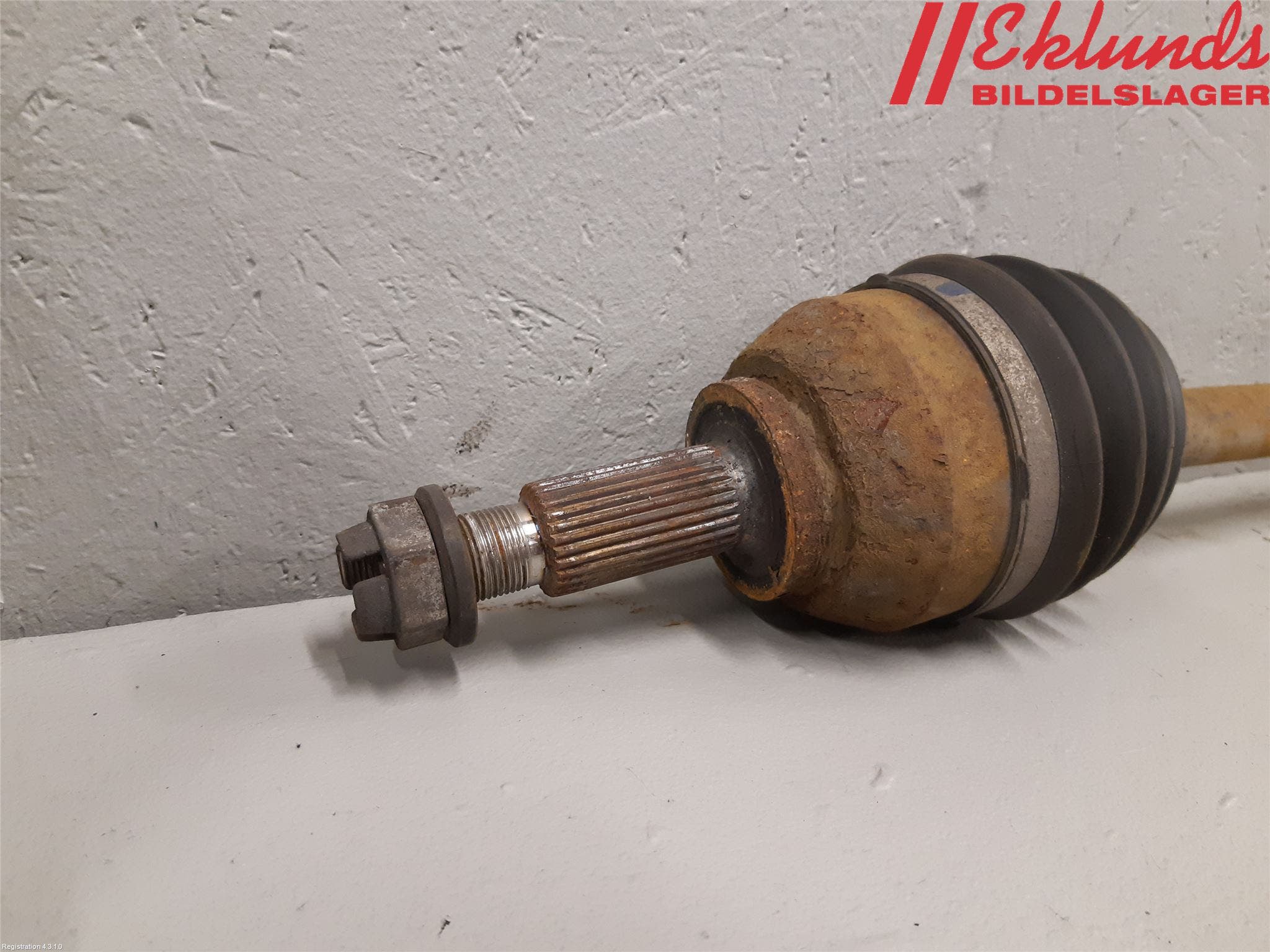 Opel VIVARO 15-19 Drivaxel Fram Höger