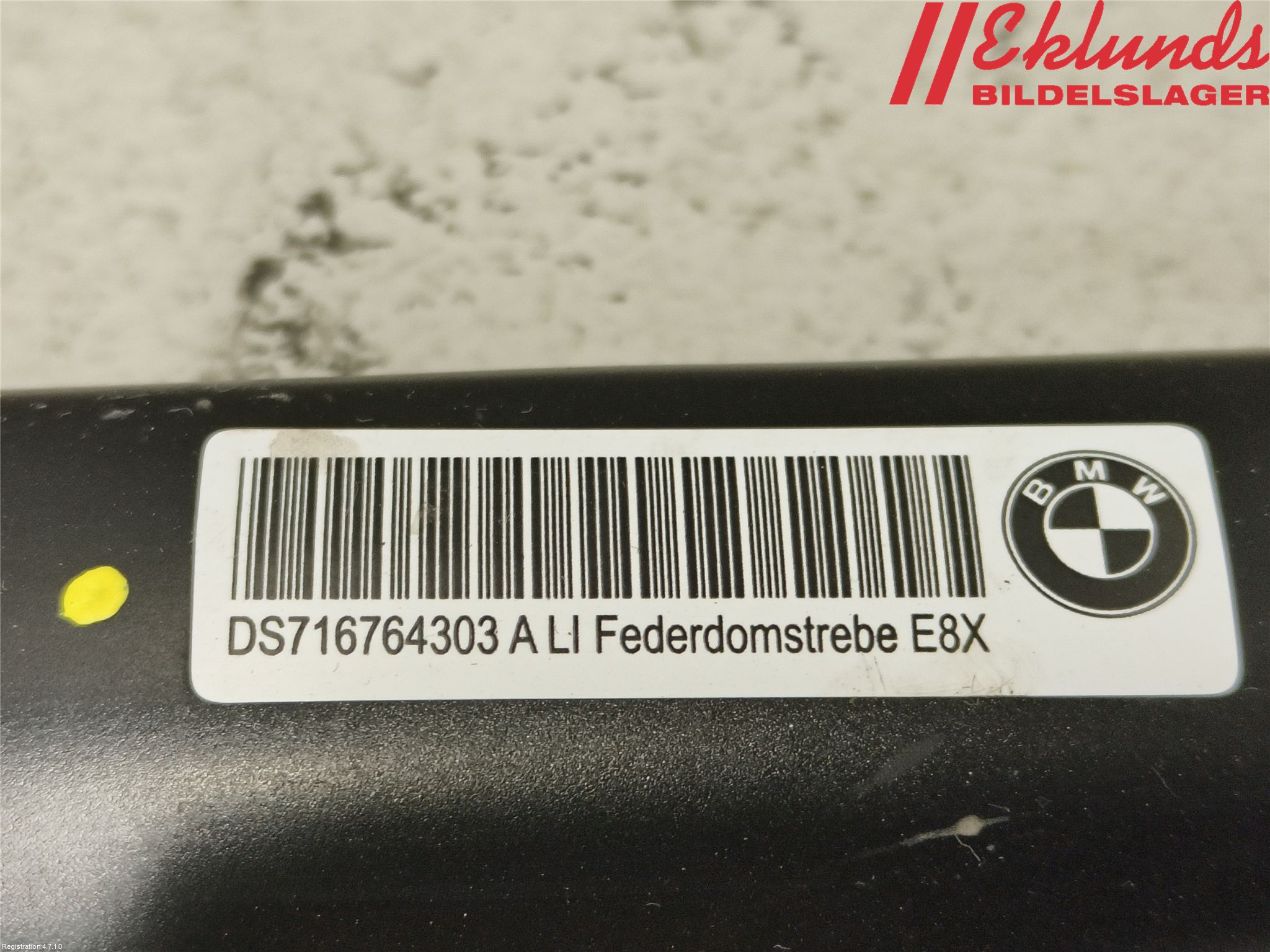 BMW 1 E87/81 5D/3D 03-11 Fjäderbensstag