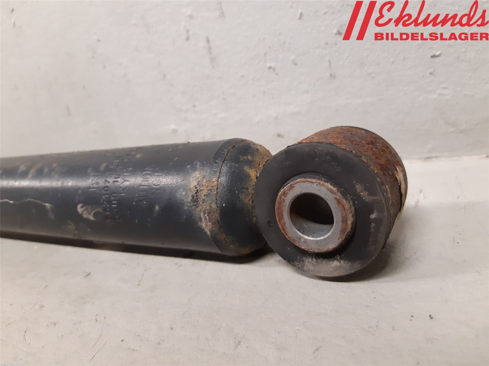 Renault CAPTUR 13-19 Stötdämpare Bak