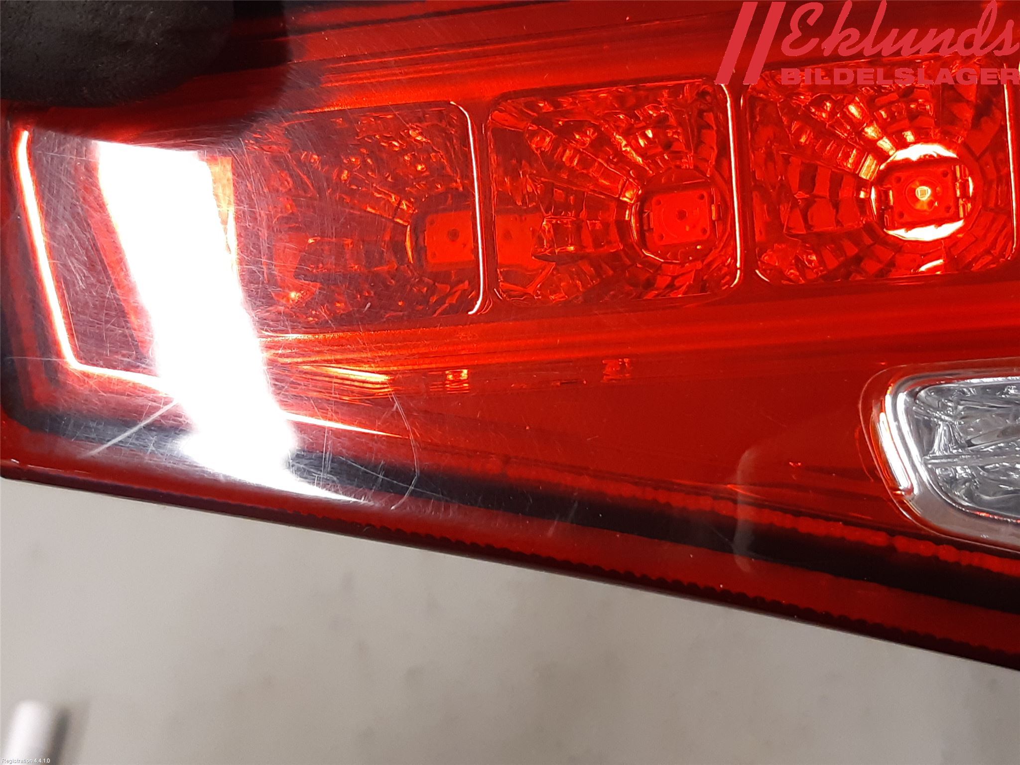 Kia OPTIMA 00-15 Bakljus Lucka Hö