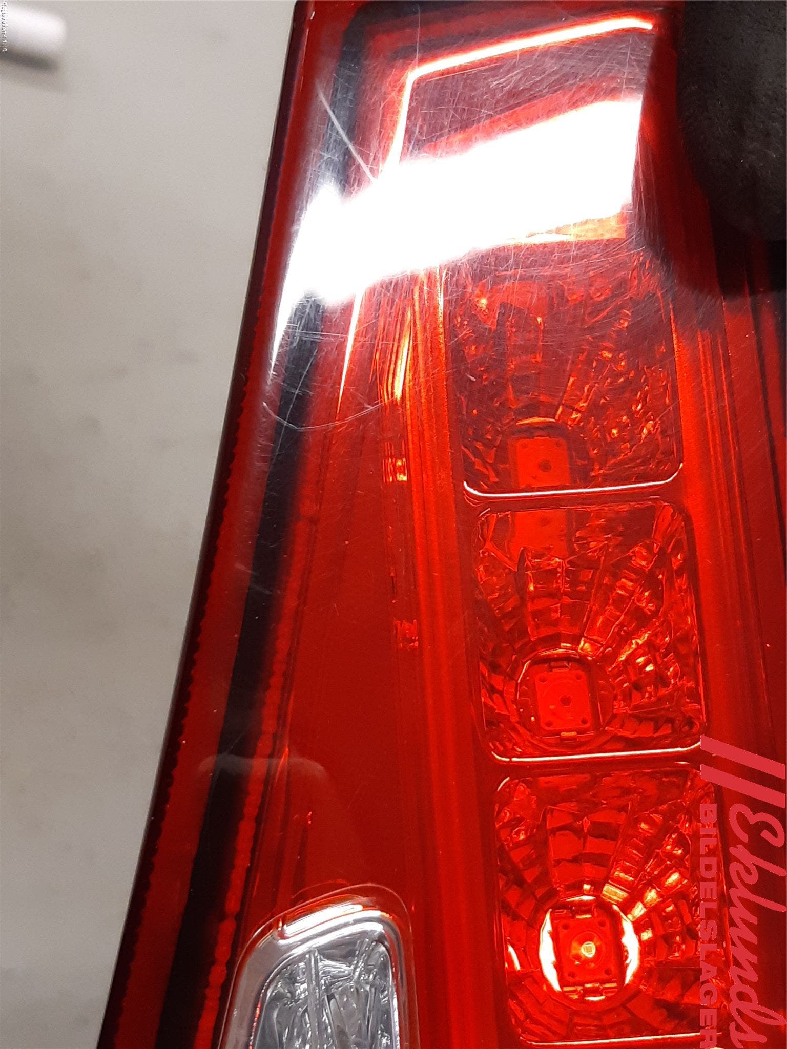 Kia OPTIMA 00-15 Bakljus Lucka Hö