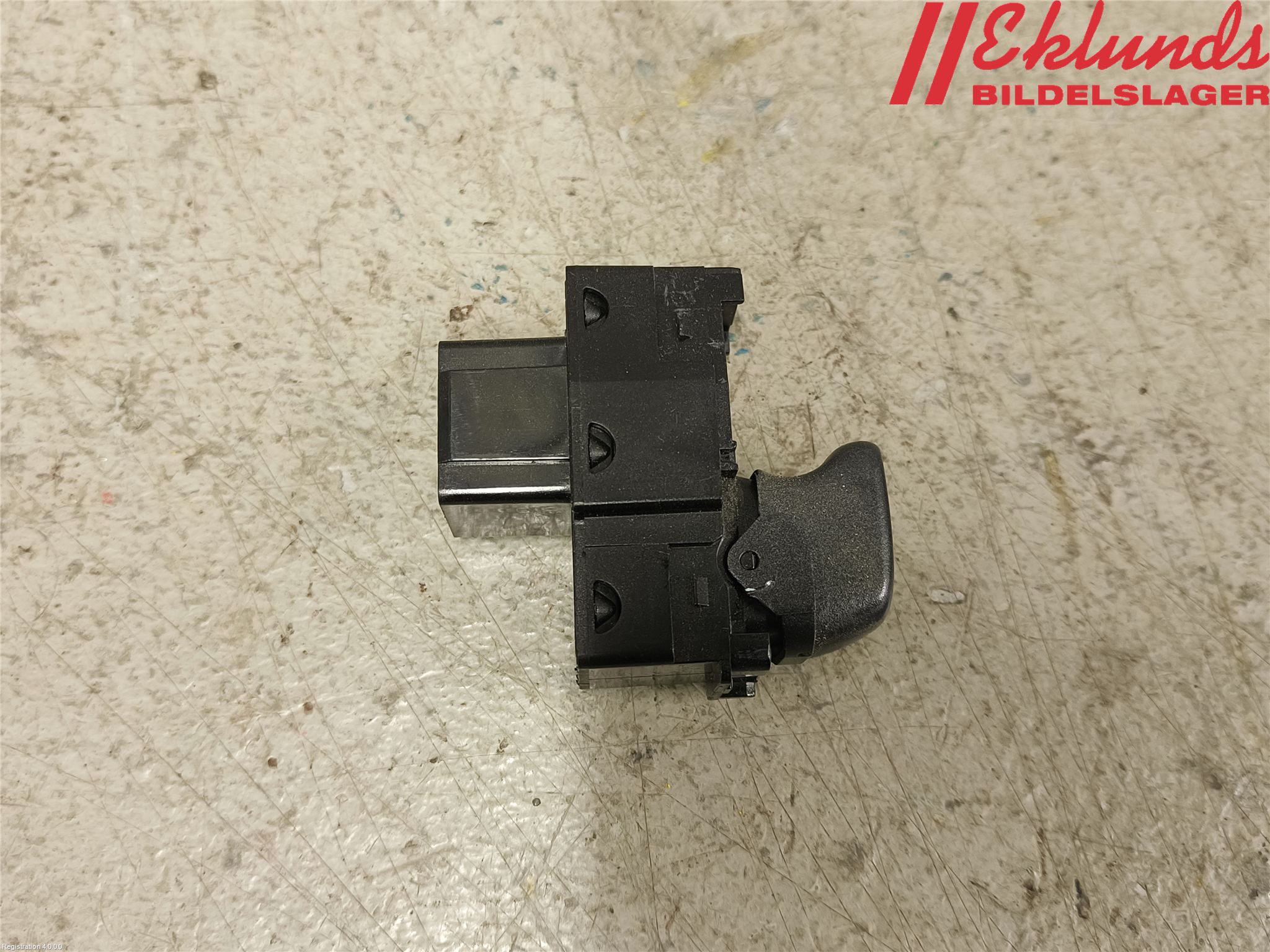 Volvo XC70 05-07 Strömställare Elhiss