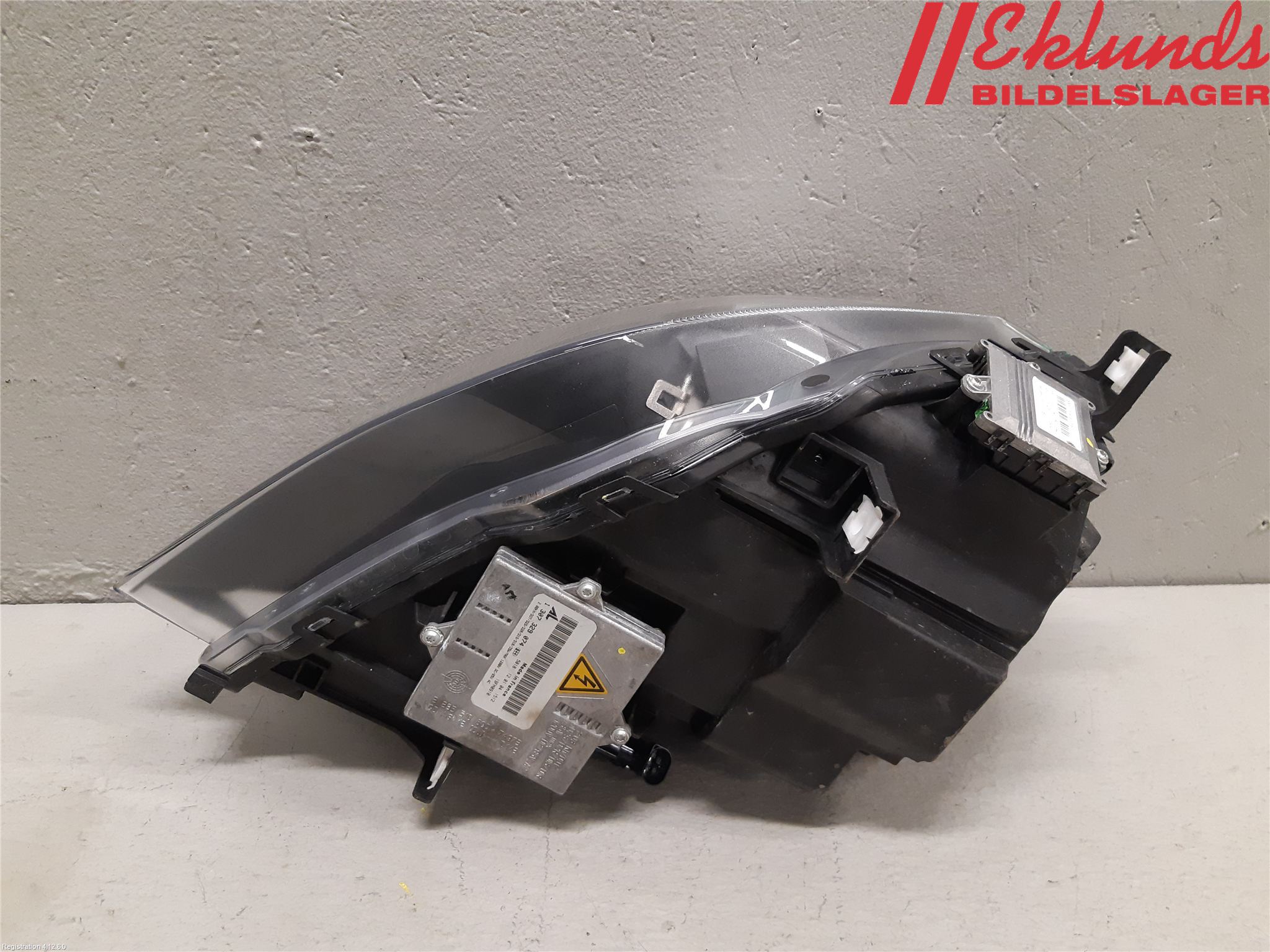 BMW 6 E63/64    02-10 Strålkastare Vänster