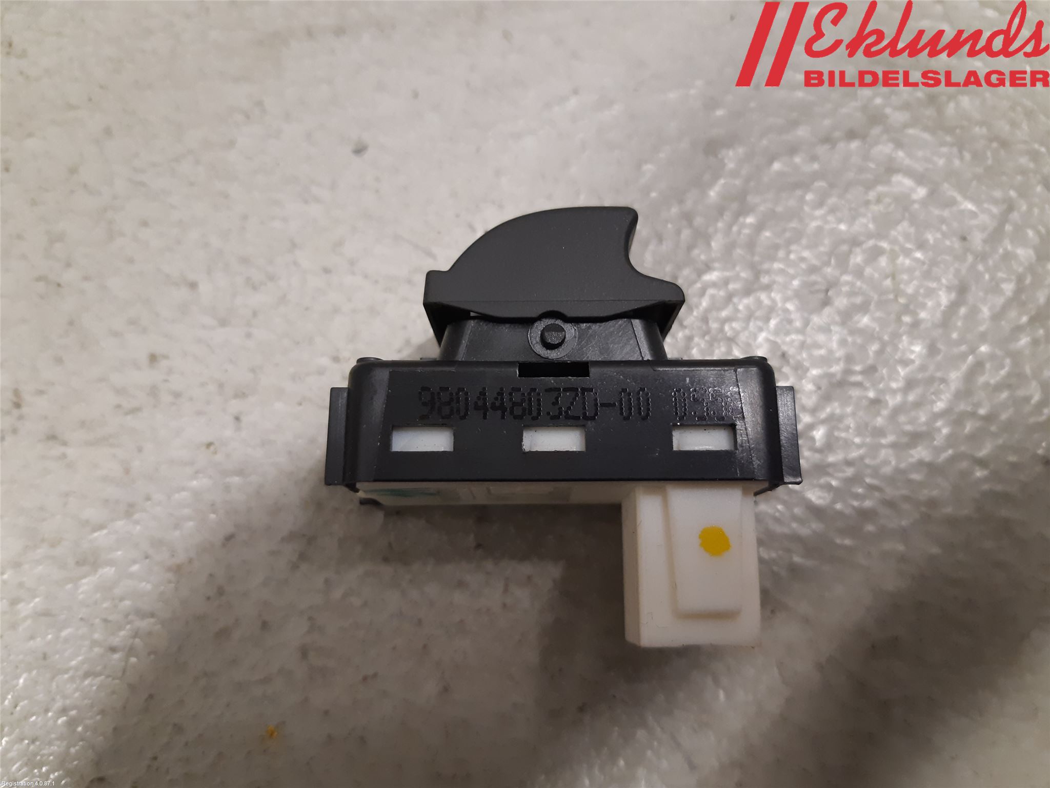 Peugeot 3008 17-24 Strömställare Elhiss