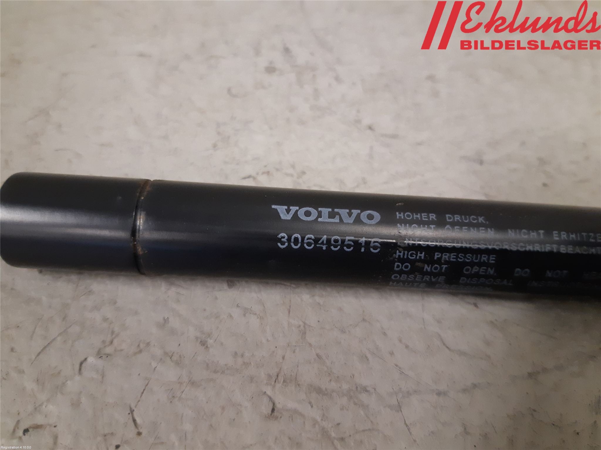 Volvo V70 14-16 Gasfjäder Motorhuv