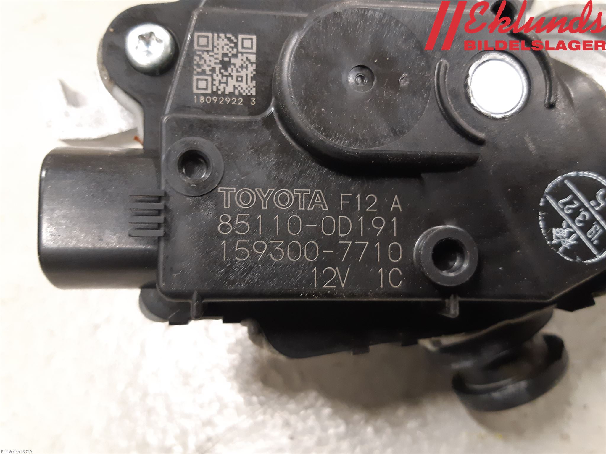 Toyota YARIS XP130 15-20 Torkarmotor Vindruta