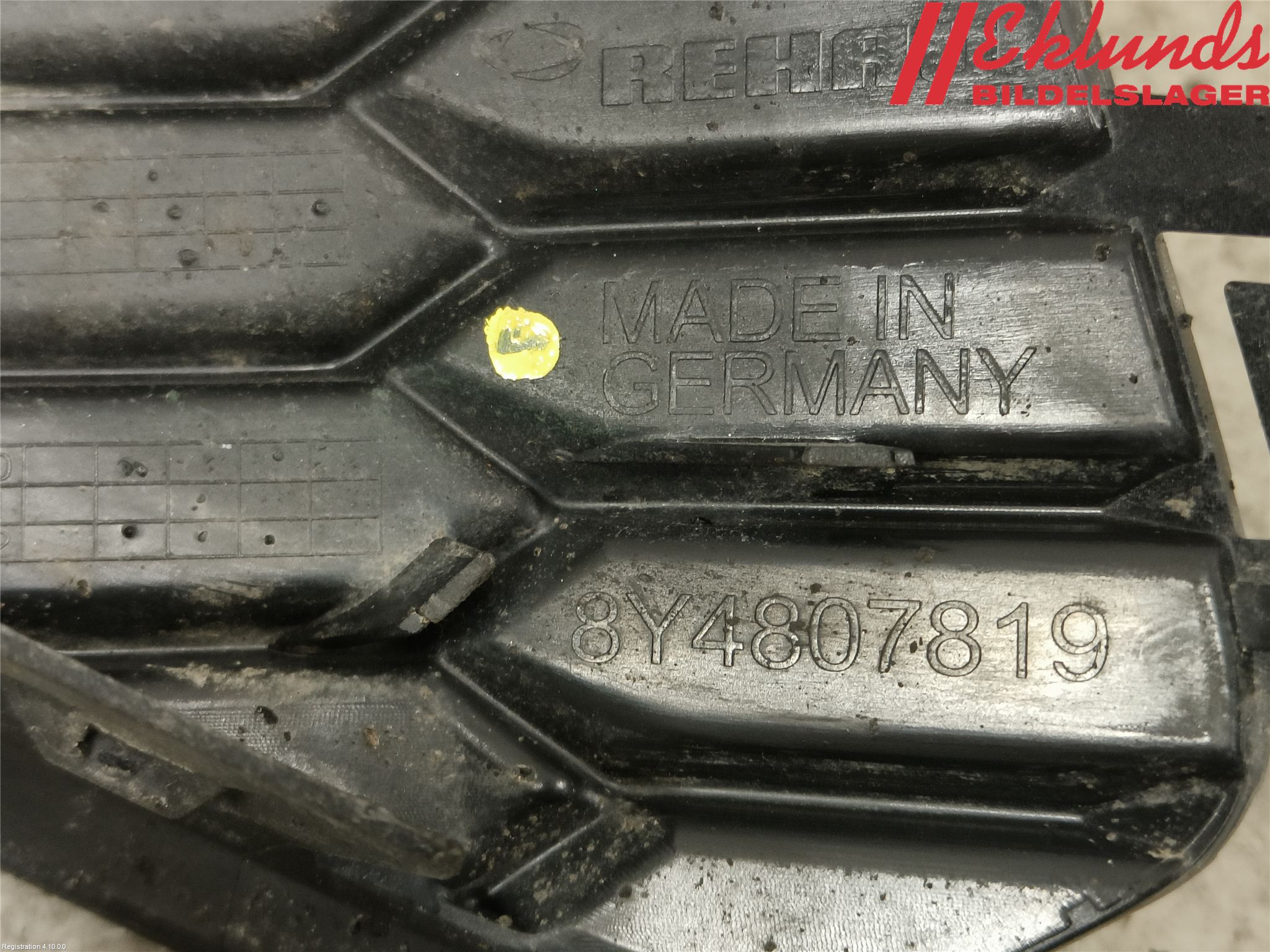 Audi A3/S3 8Y 21- Stötfångardel Bak Vä