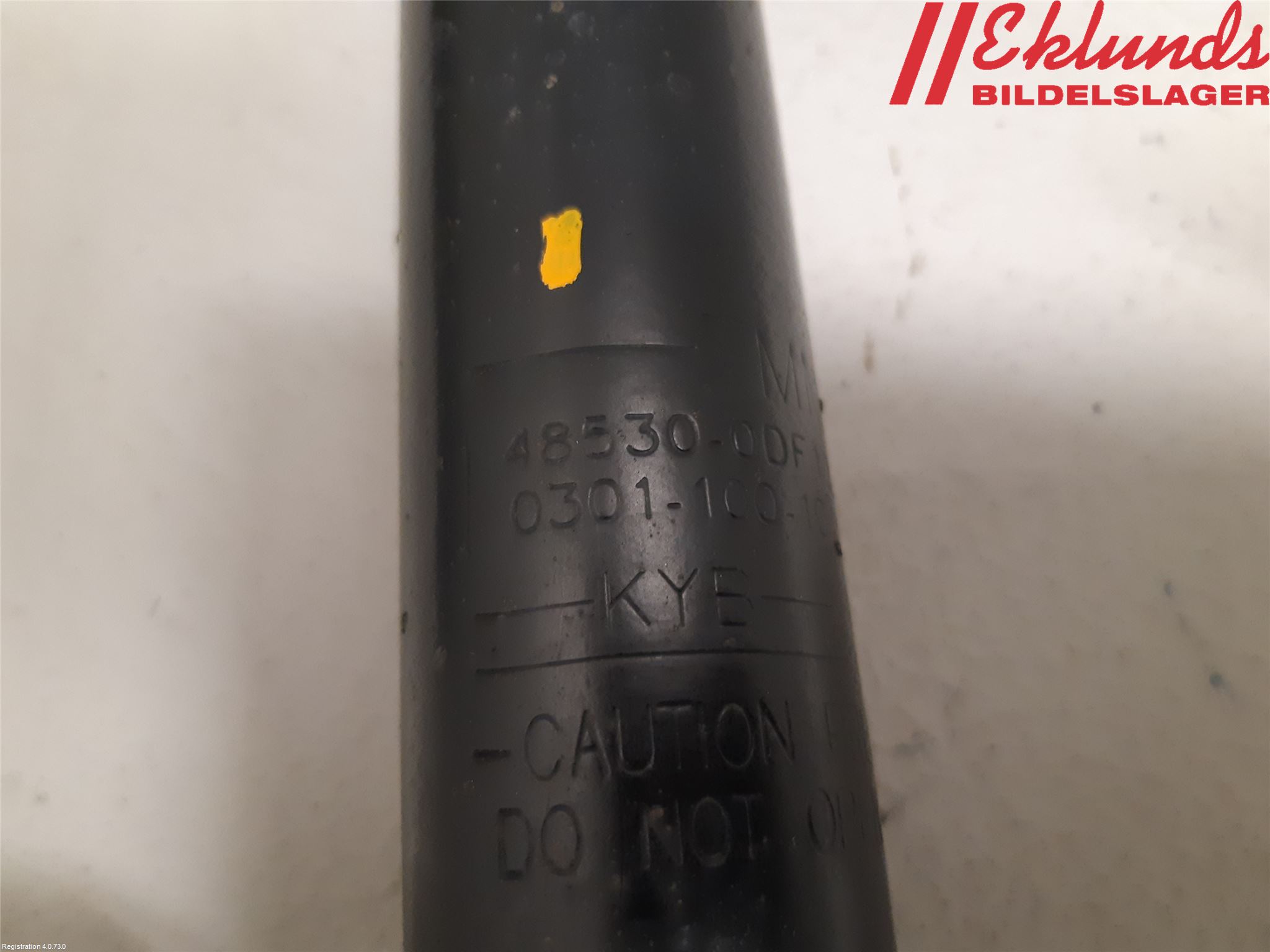 Toyota YARIS XP130 15-20 Stötdämpare Bak