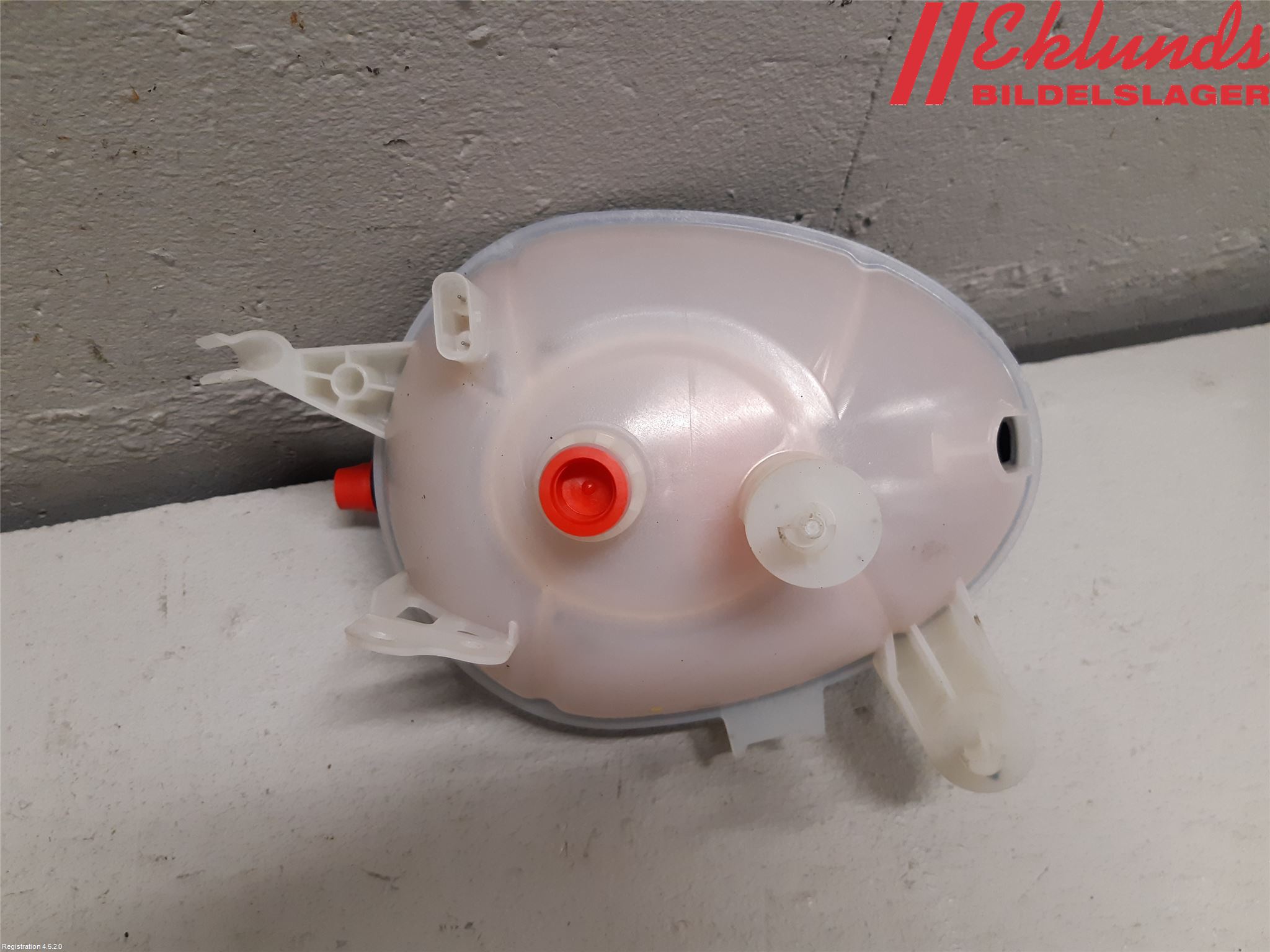 Mercedes-Benz MB C-KLASS (W205) 14-21 Expansionstank