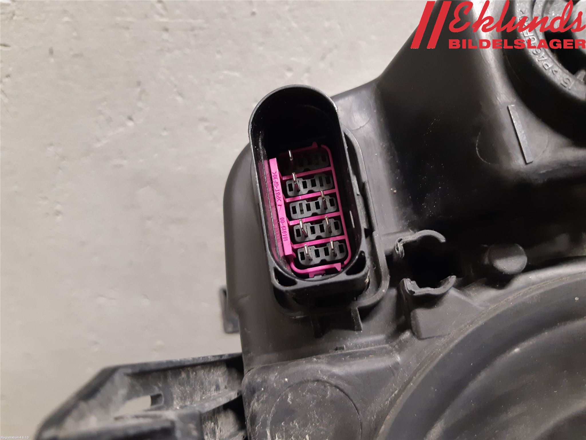 Ford FOCUS C-MAX I 07-10 Strålkastare Vänster