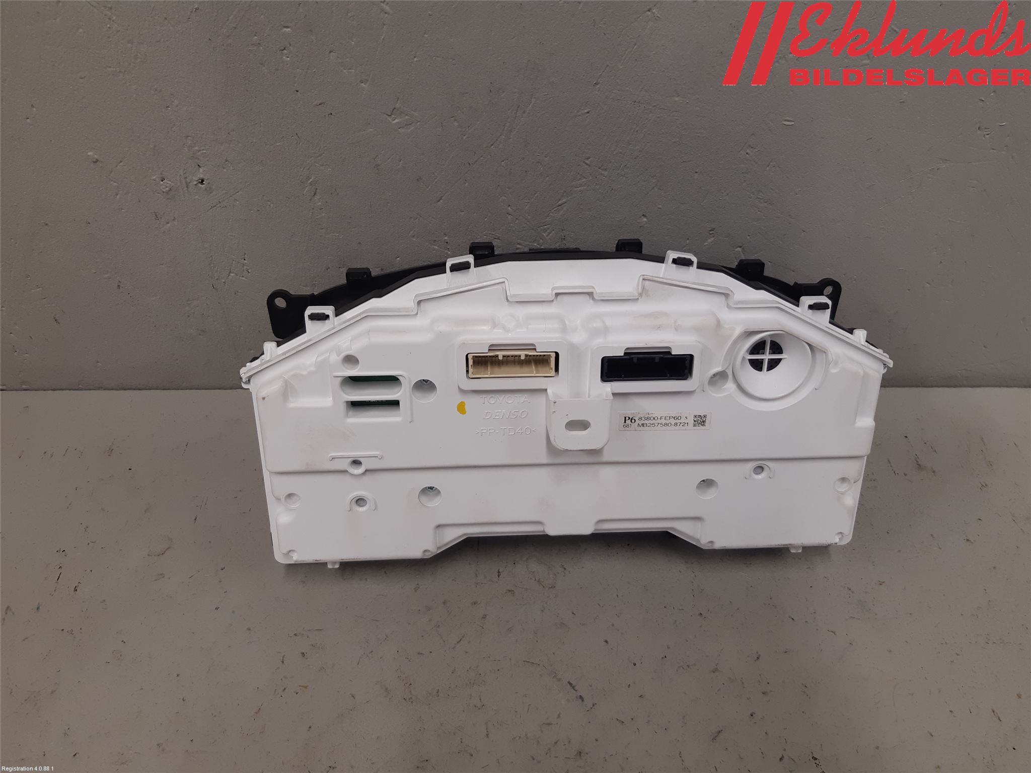 Toyota COROLLA 19- Instrument Komb