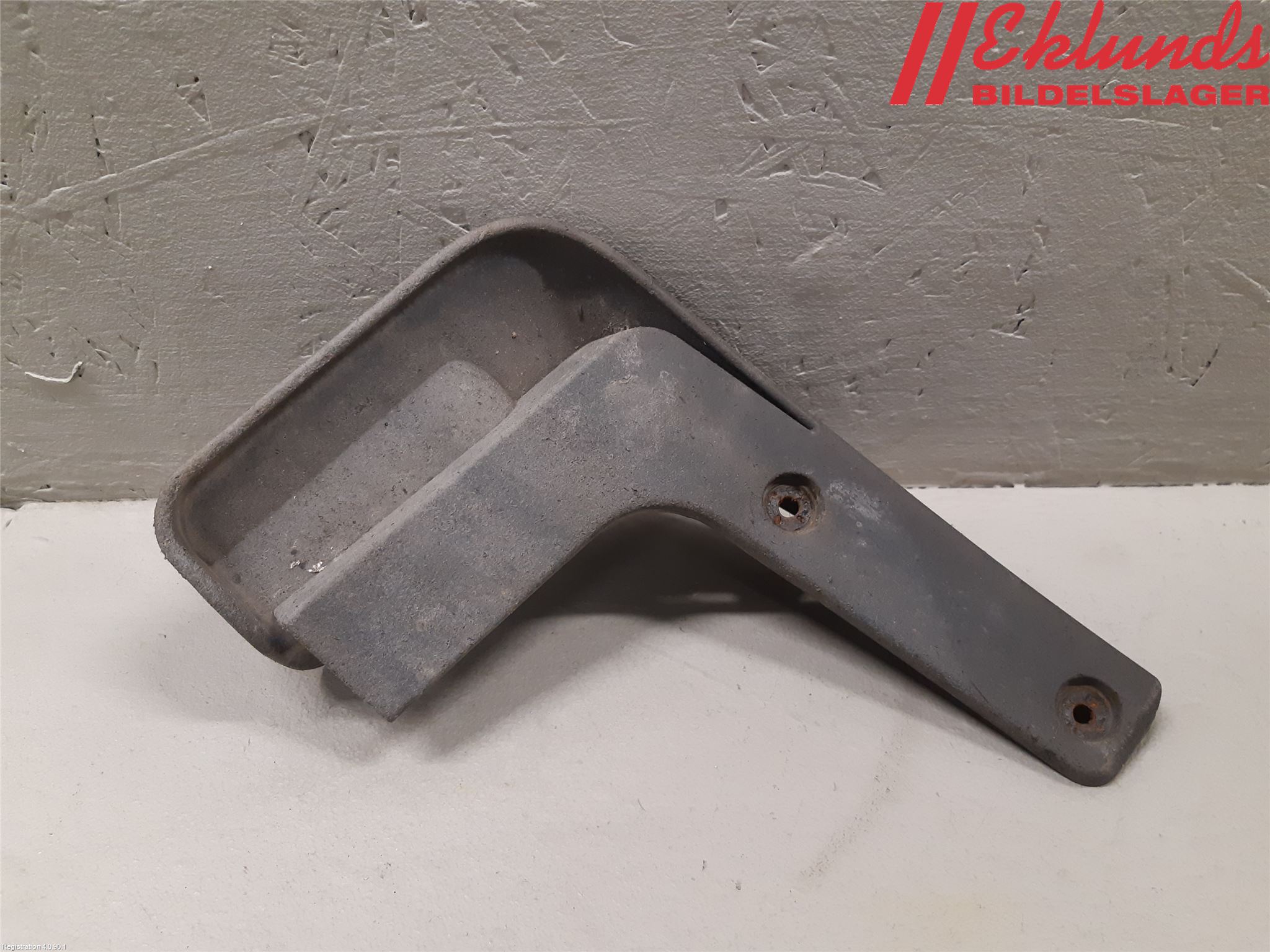 Hyundai i40 08-15 Stänkskydd