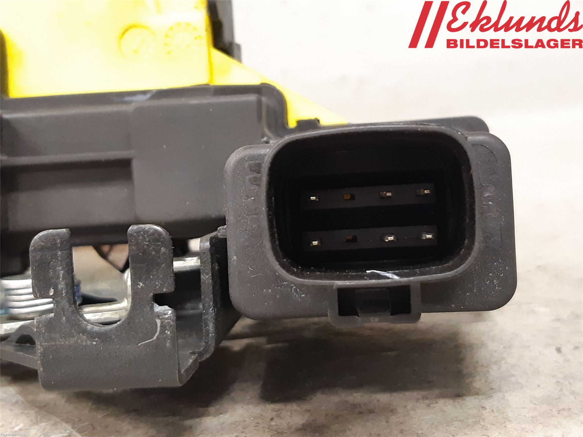 Volvo XC90 07-14 Låskista-Dörrlås