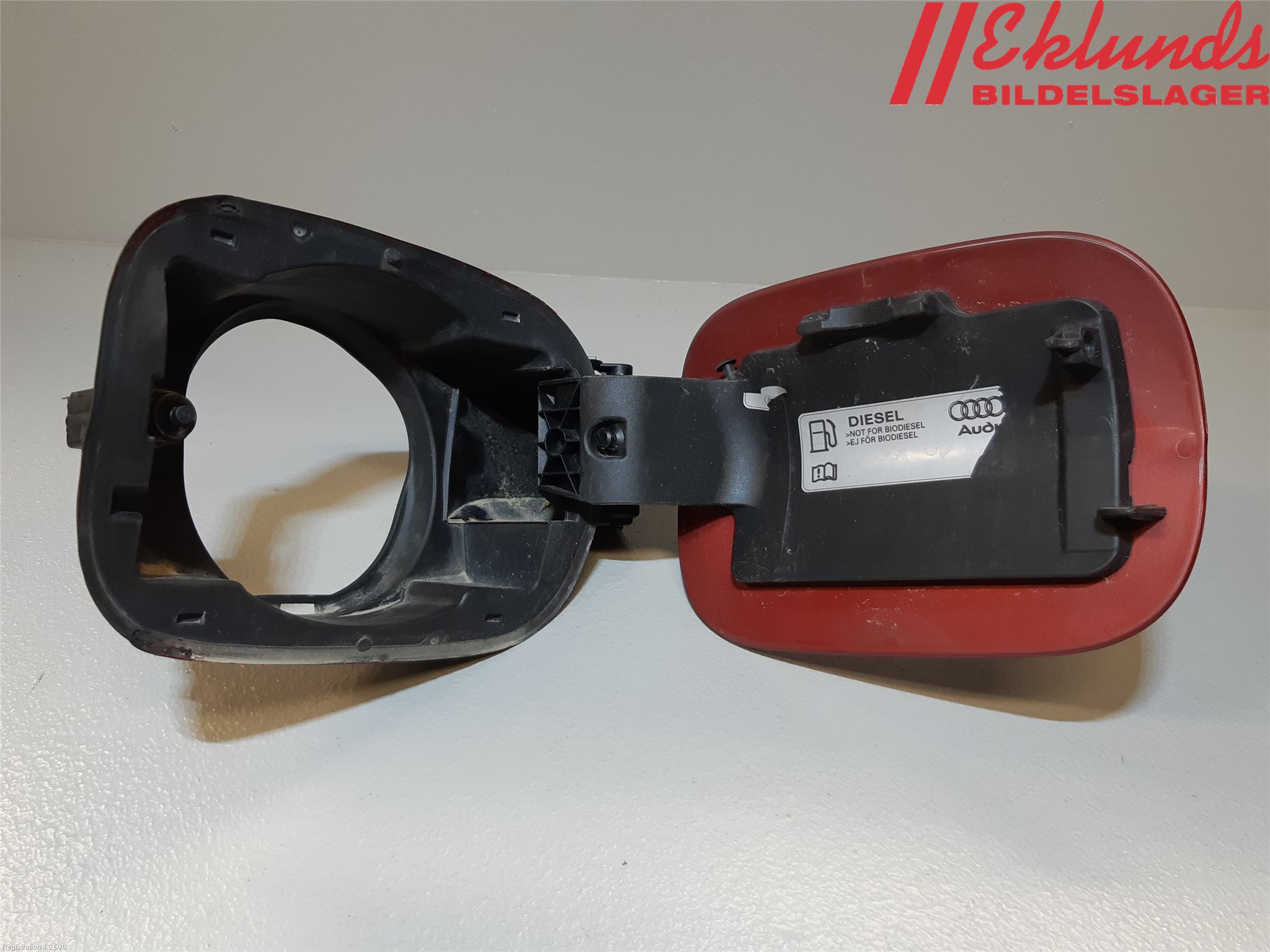 Audi A6/S6     05-11 Tanklucka