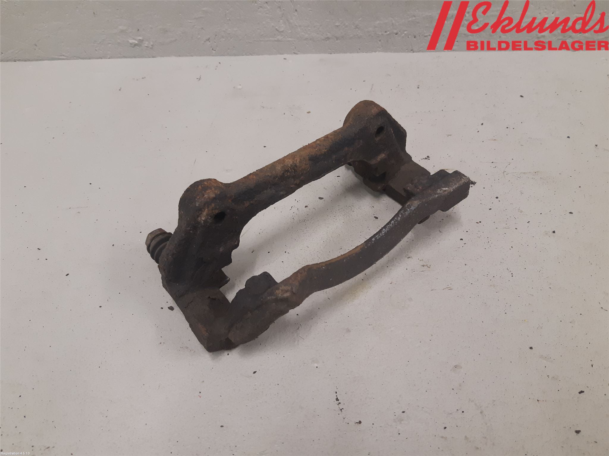 Opel VIVARO 15-19 Bromsokshållare