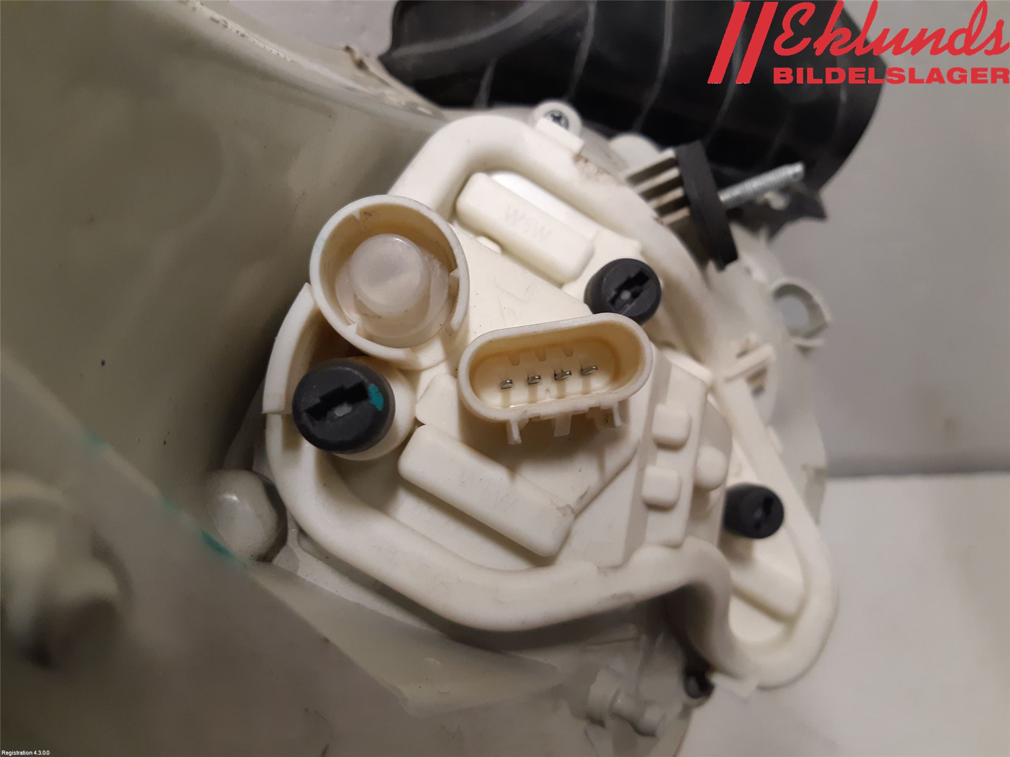 Opel ASTRA J 10-15 Bakljus Höger