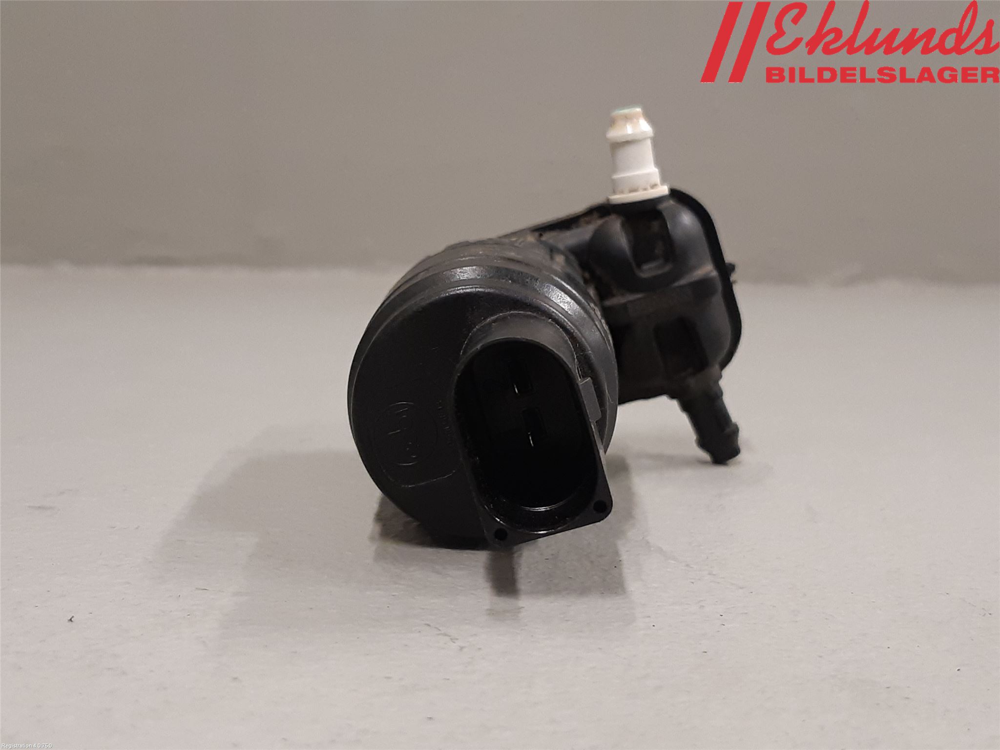 Volkswagen VW POLO 10-17 Spolarpump Vindruta