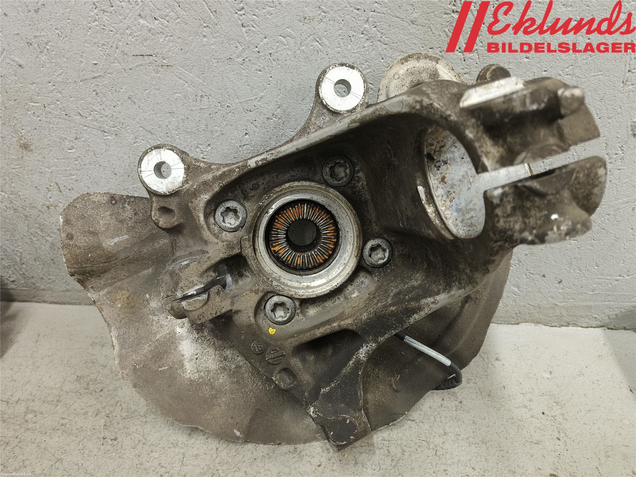 BMW X1 F48 15-22 Styrspindel Lagerhus Hö