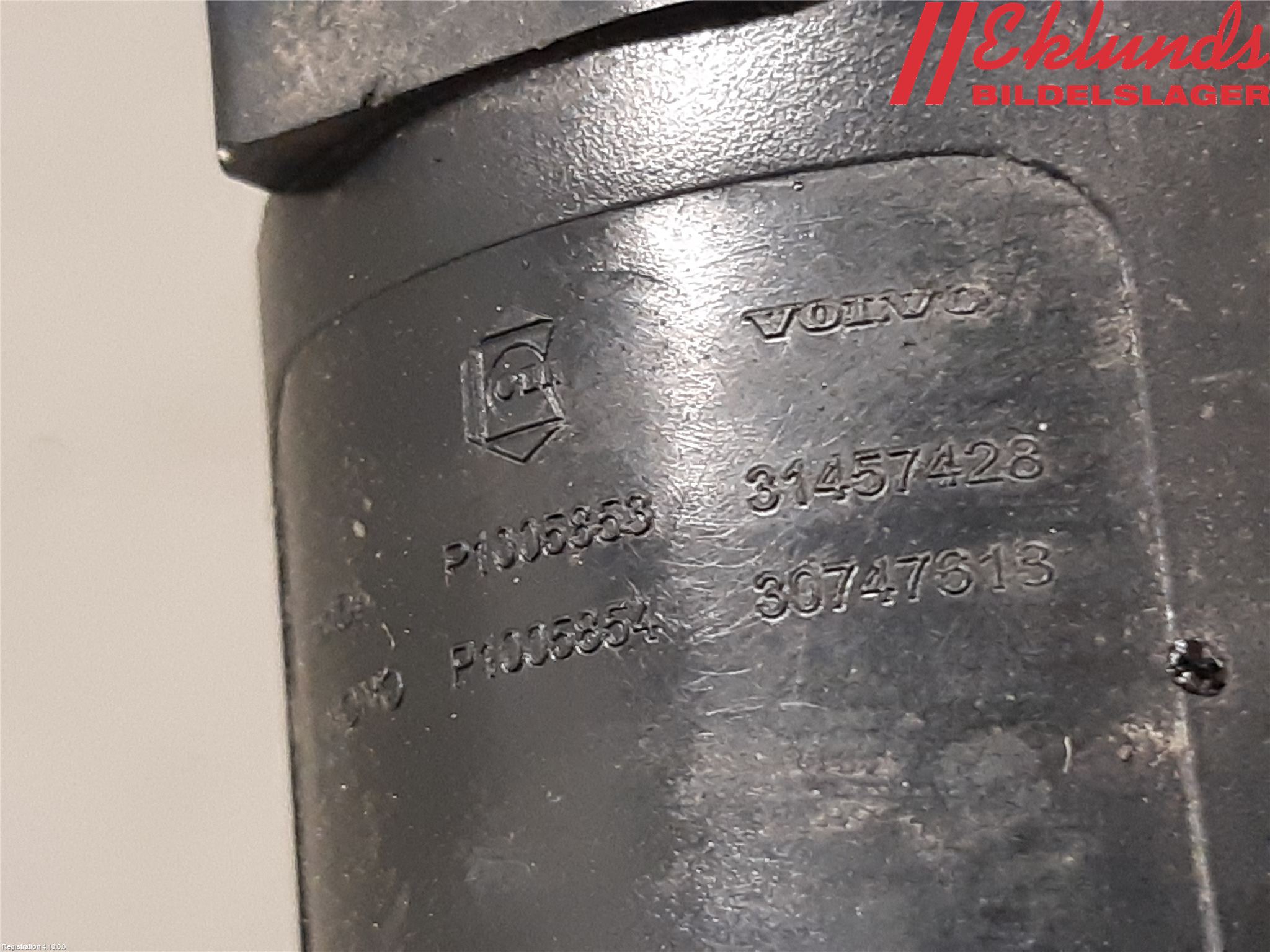 Volvo V60 19- Spolarpump Vindruta