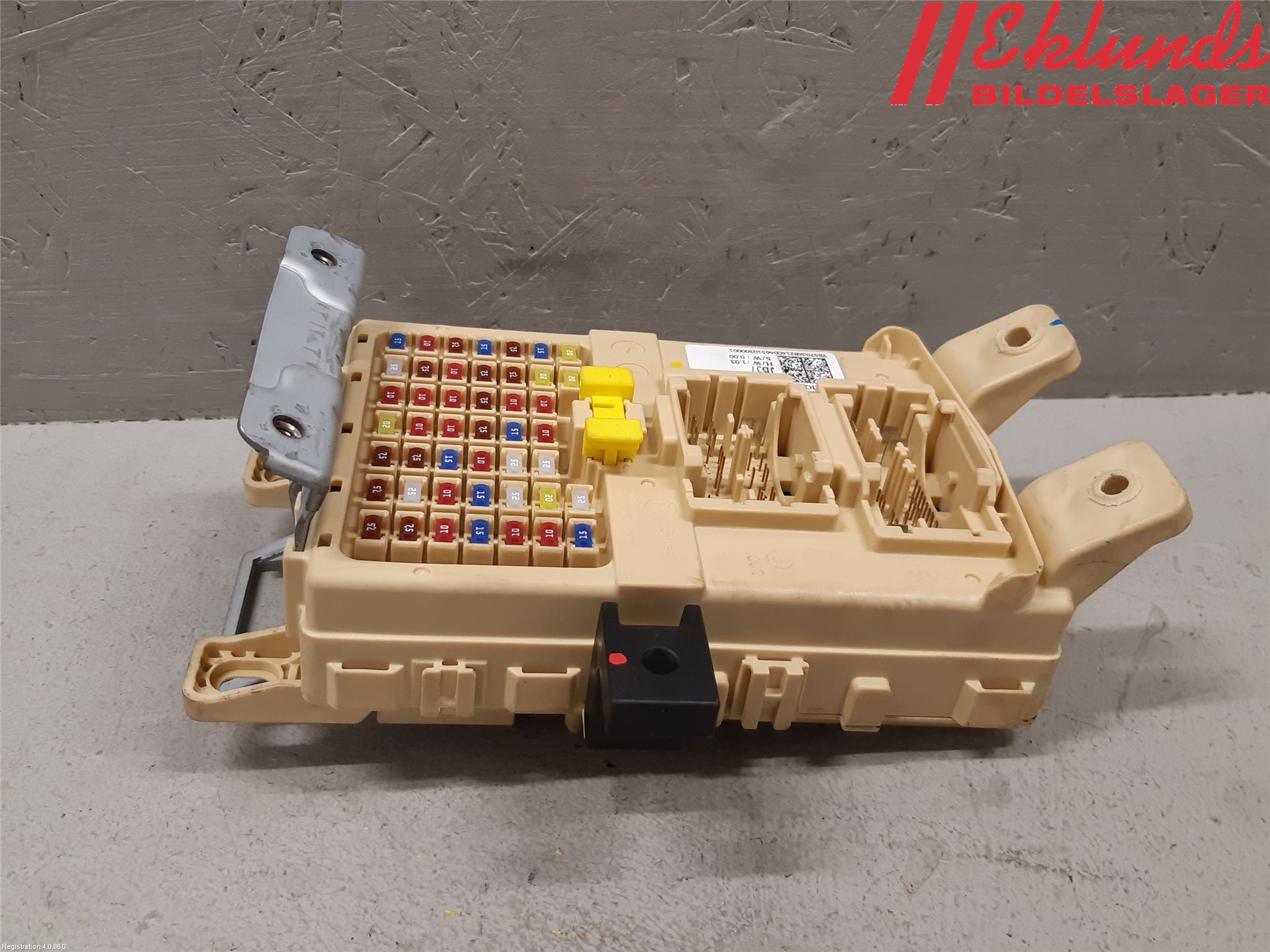 Kia STONIC 18->> Säkringsdosa-Elcentral