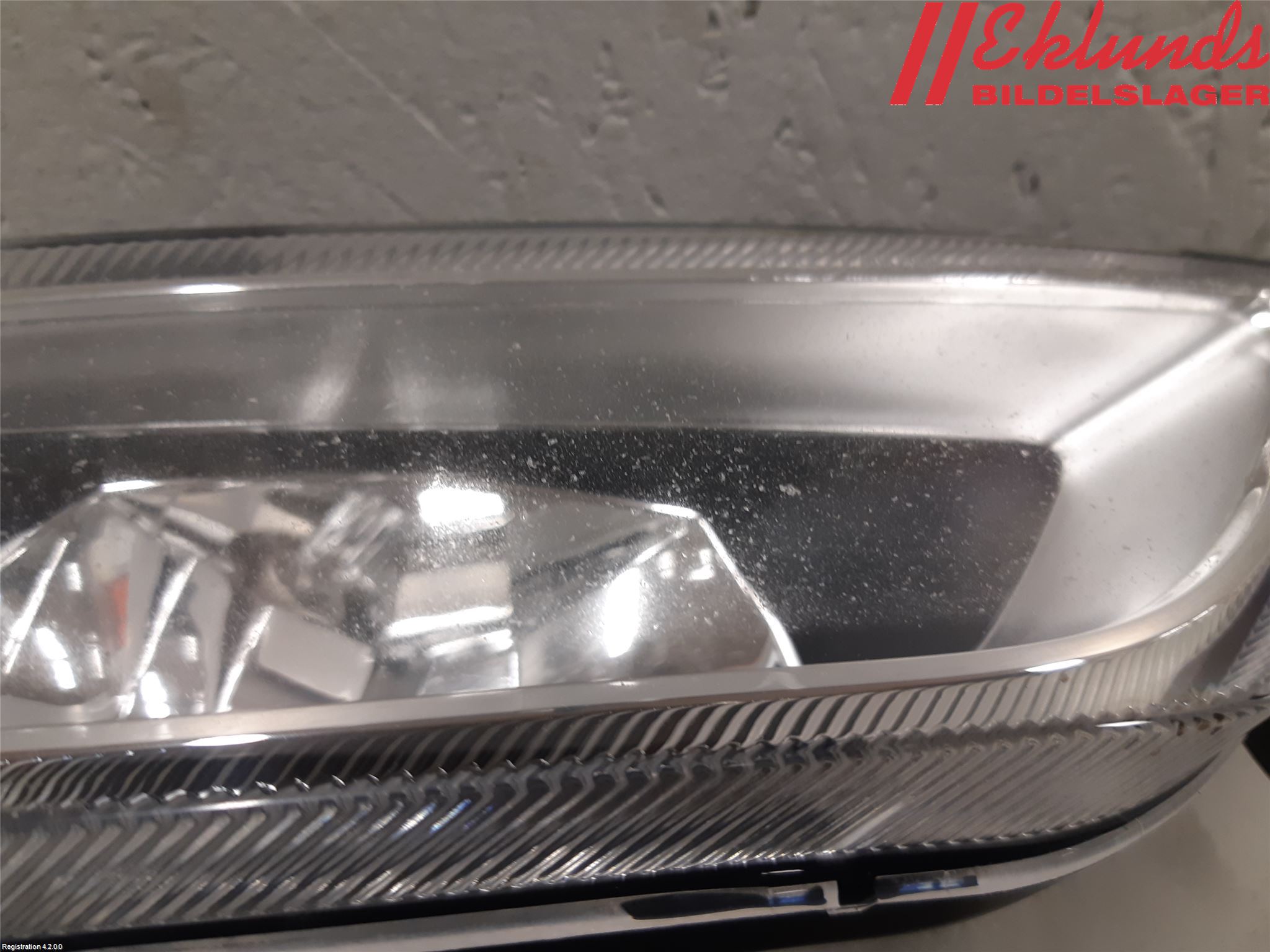 Volkswagen VW PASSAT 11-14 Dimljus-Varselljus Fram