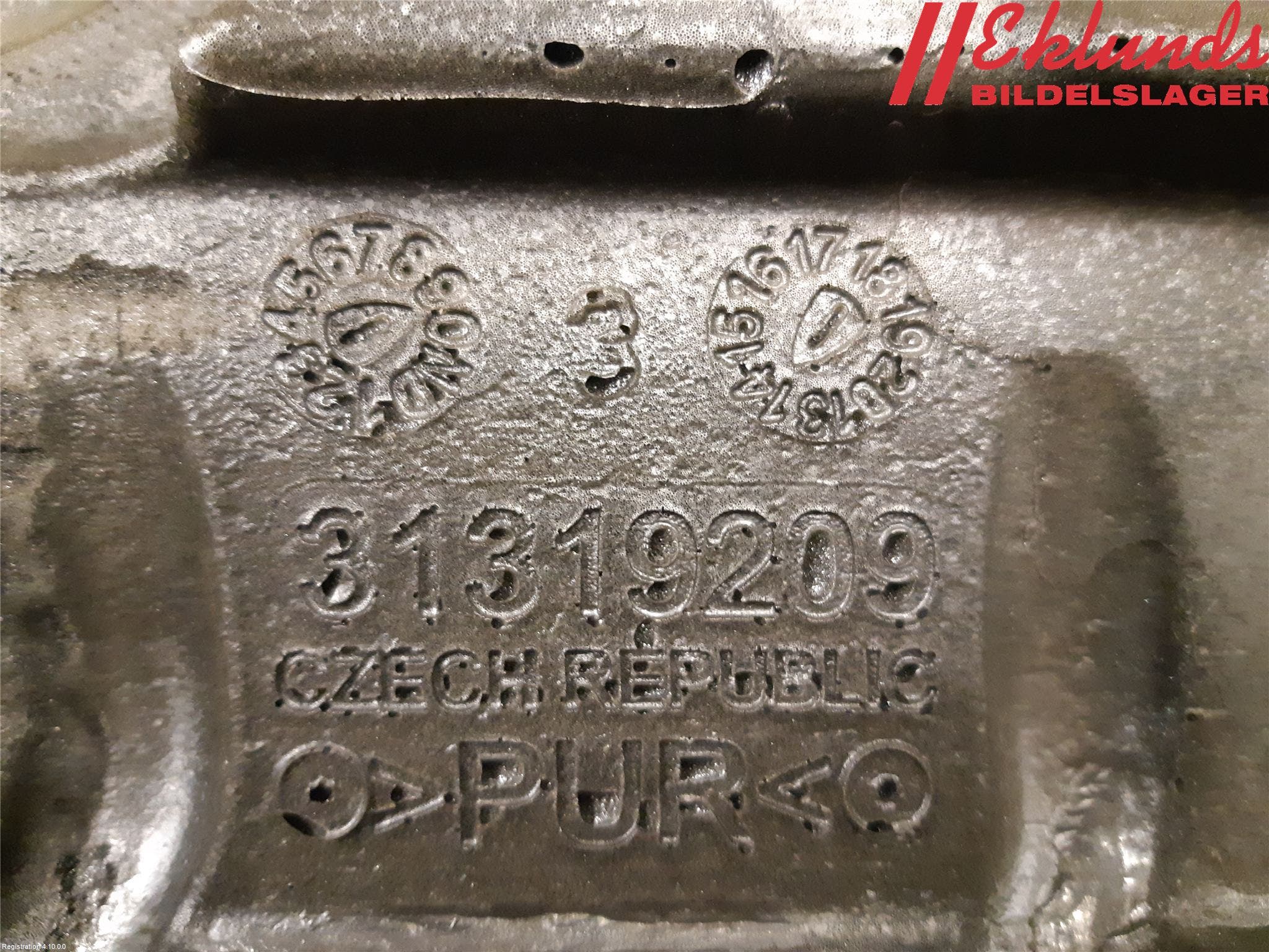 Volvo V70 14-16 Motorkåpa