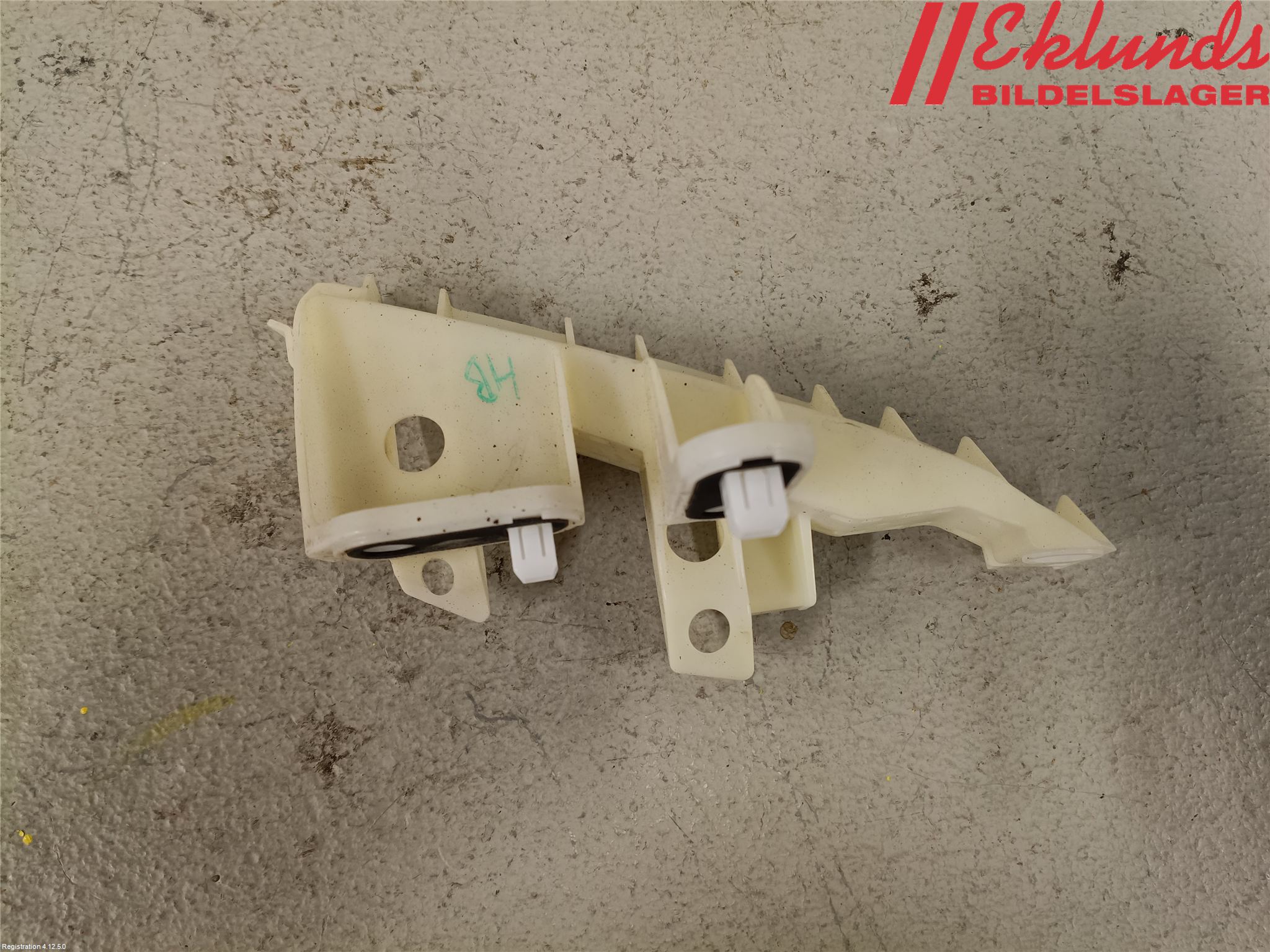 Subaru XV 12-17 Stötfångarfäste Bak Hö