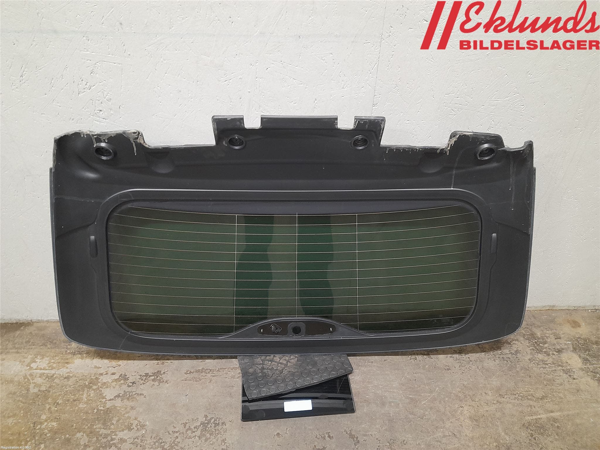 BMW 3 F30/F31/F80 12-19 Bakruta