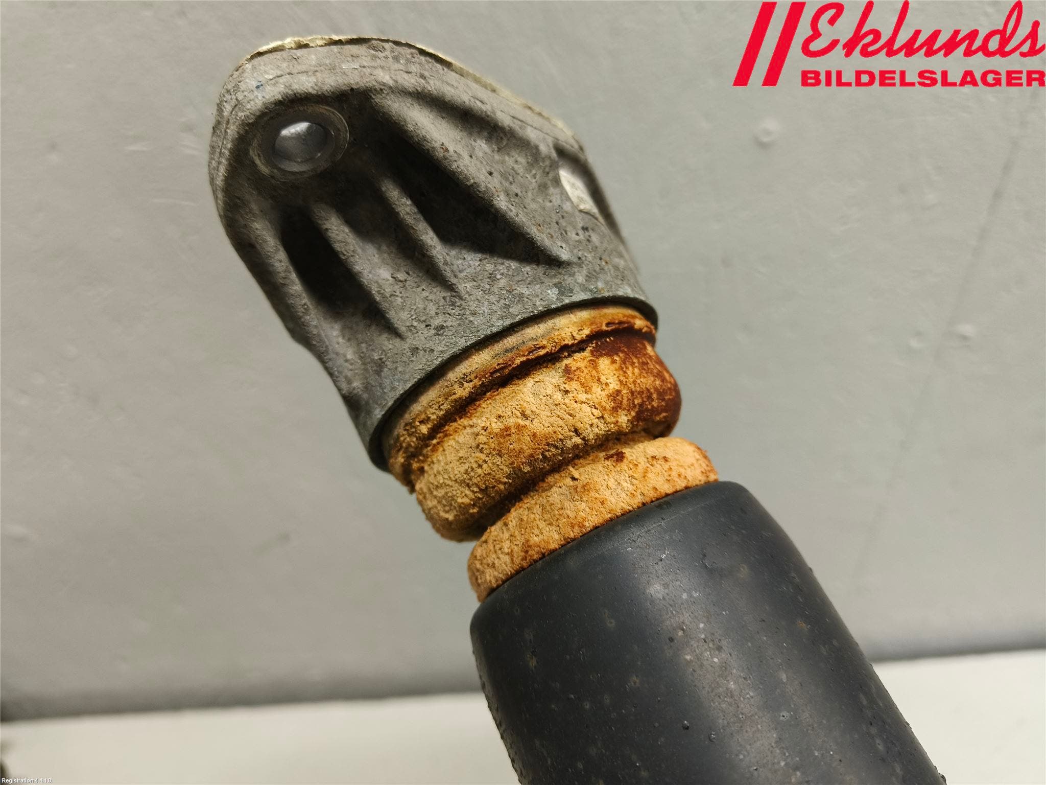 BMW 1 F20/F21 11-19 Stötdämpare Bak