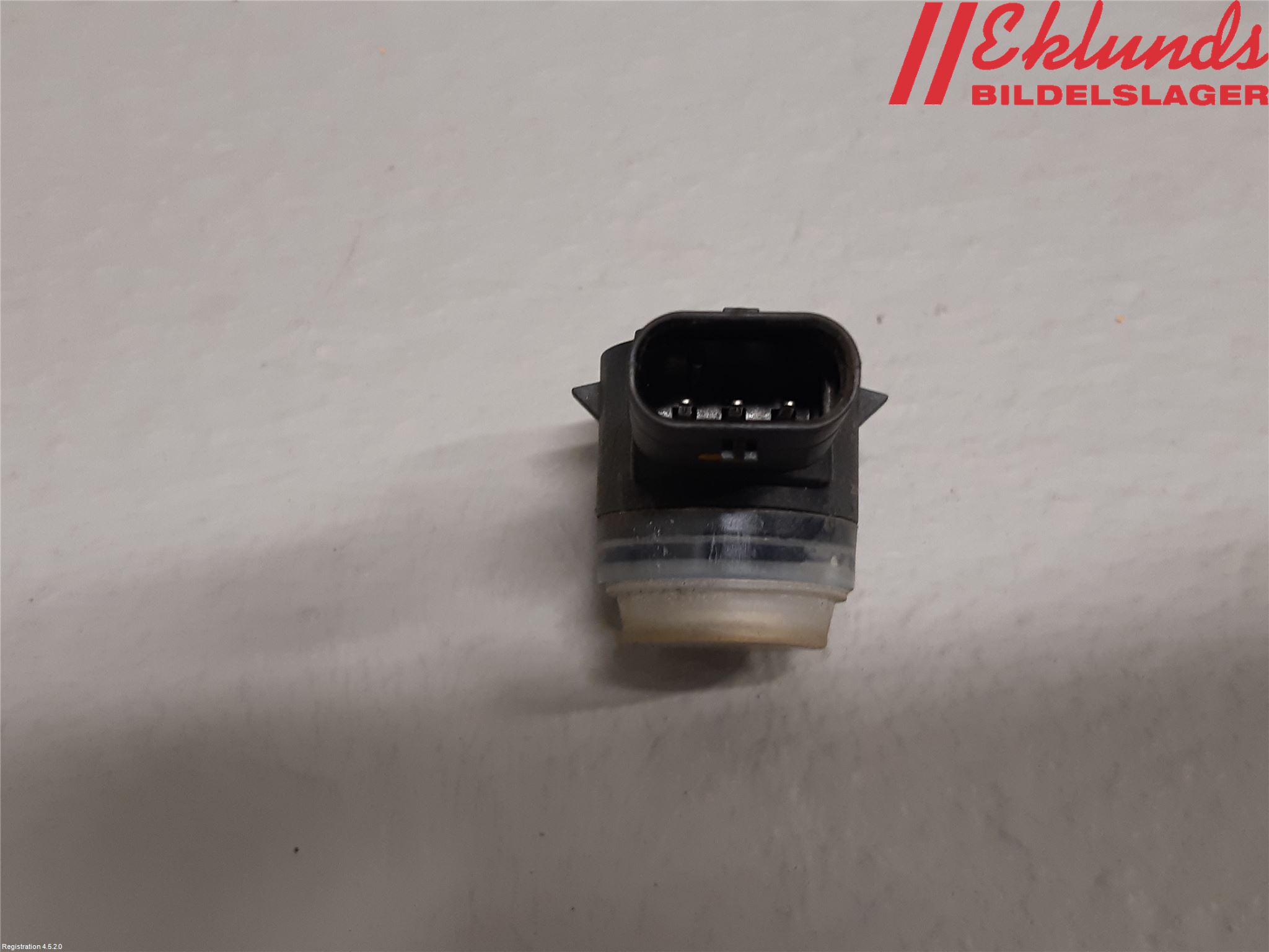 Mercedes-Benz MB E-KLASS (W212) 09-16 Parkeringshjälp Frontsensor