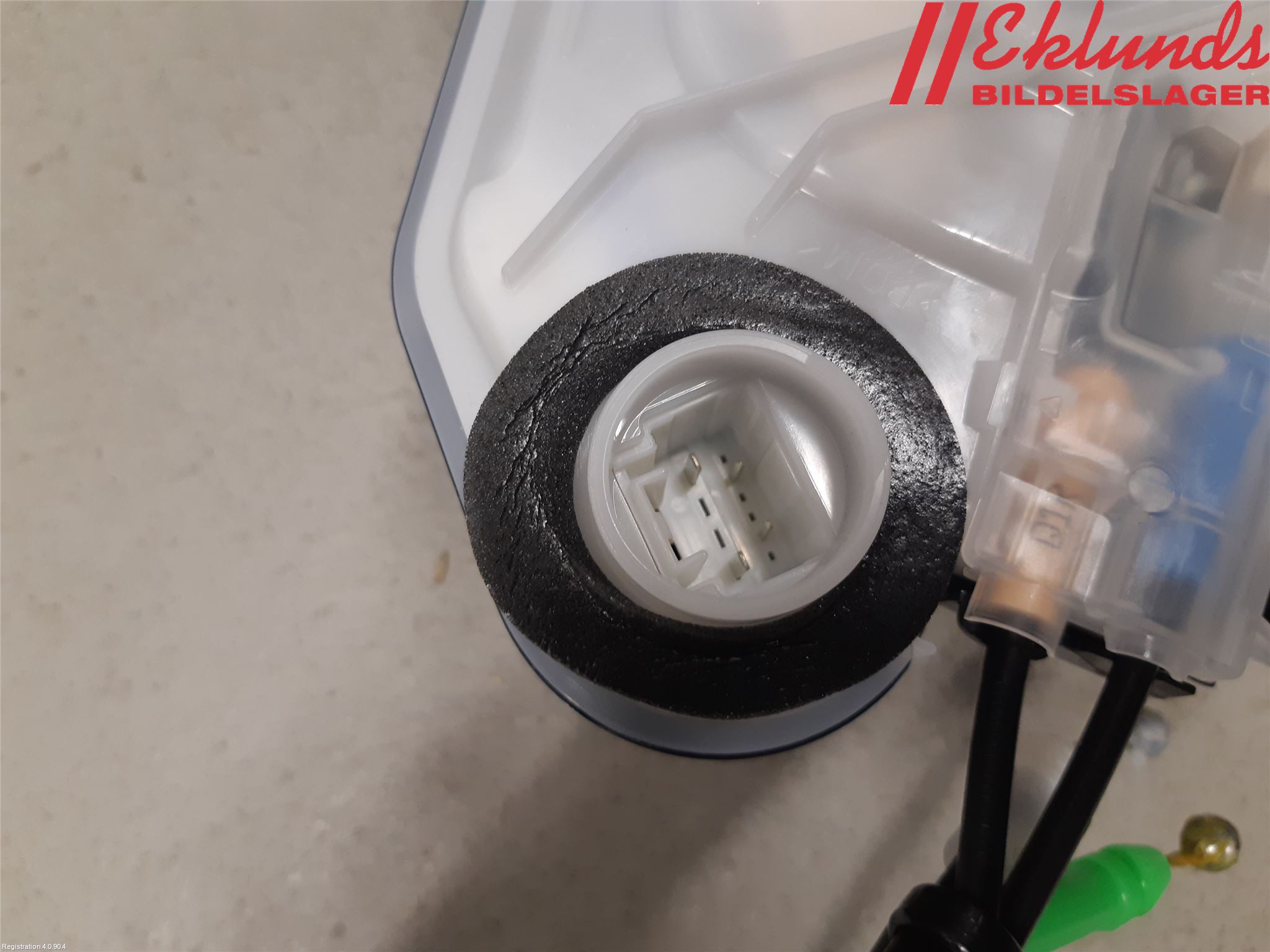 Toyota RAV4 19- Låskista-Dörrlås