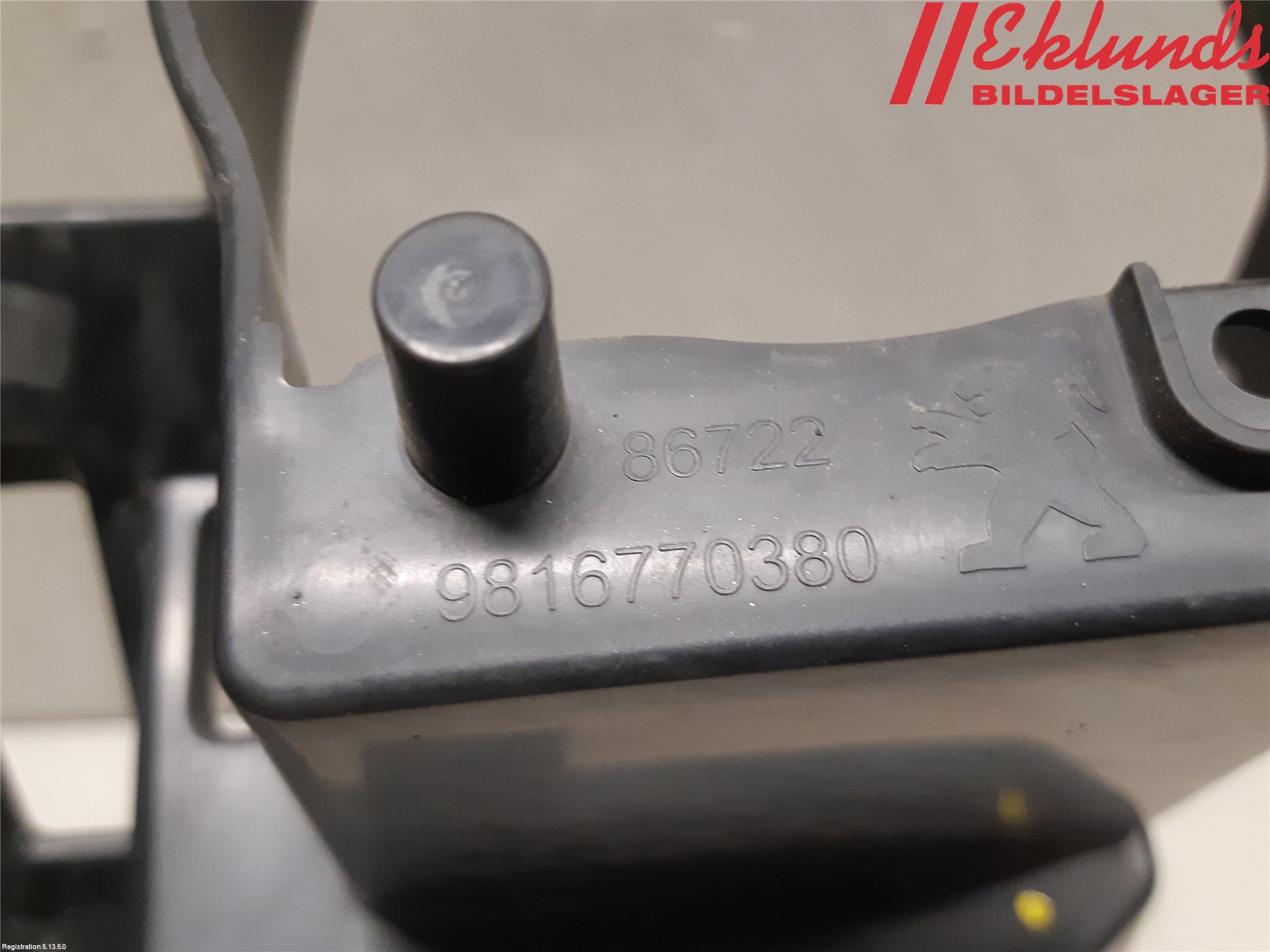 Peugeot PARTNER/E-PARTNER 19- Dimljussarg Fram