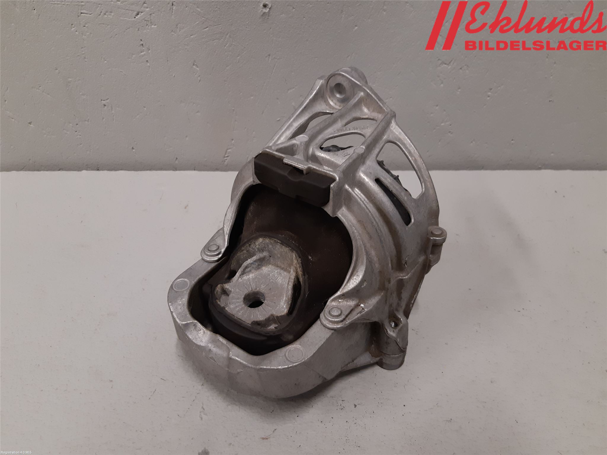 Audi A6 F2/C8 19- Motorkudde