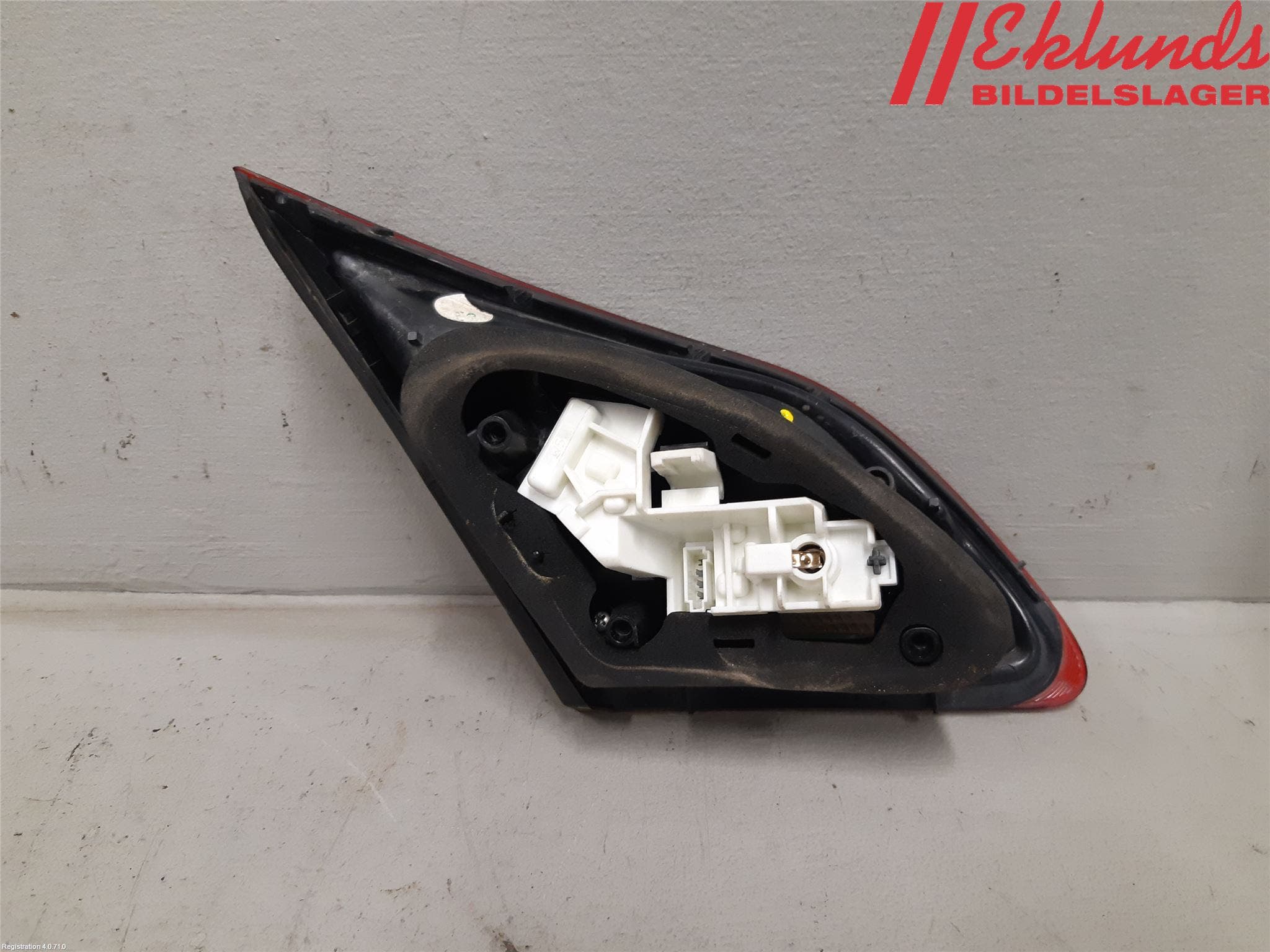 Opel ASTRA J 10-15 Bakljus Lucka Hö