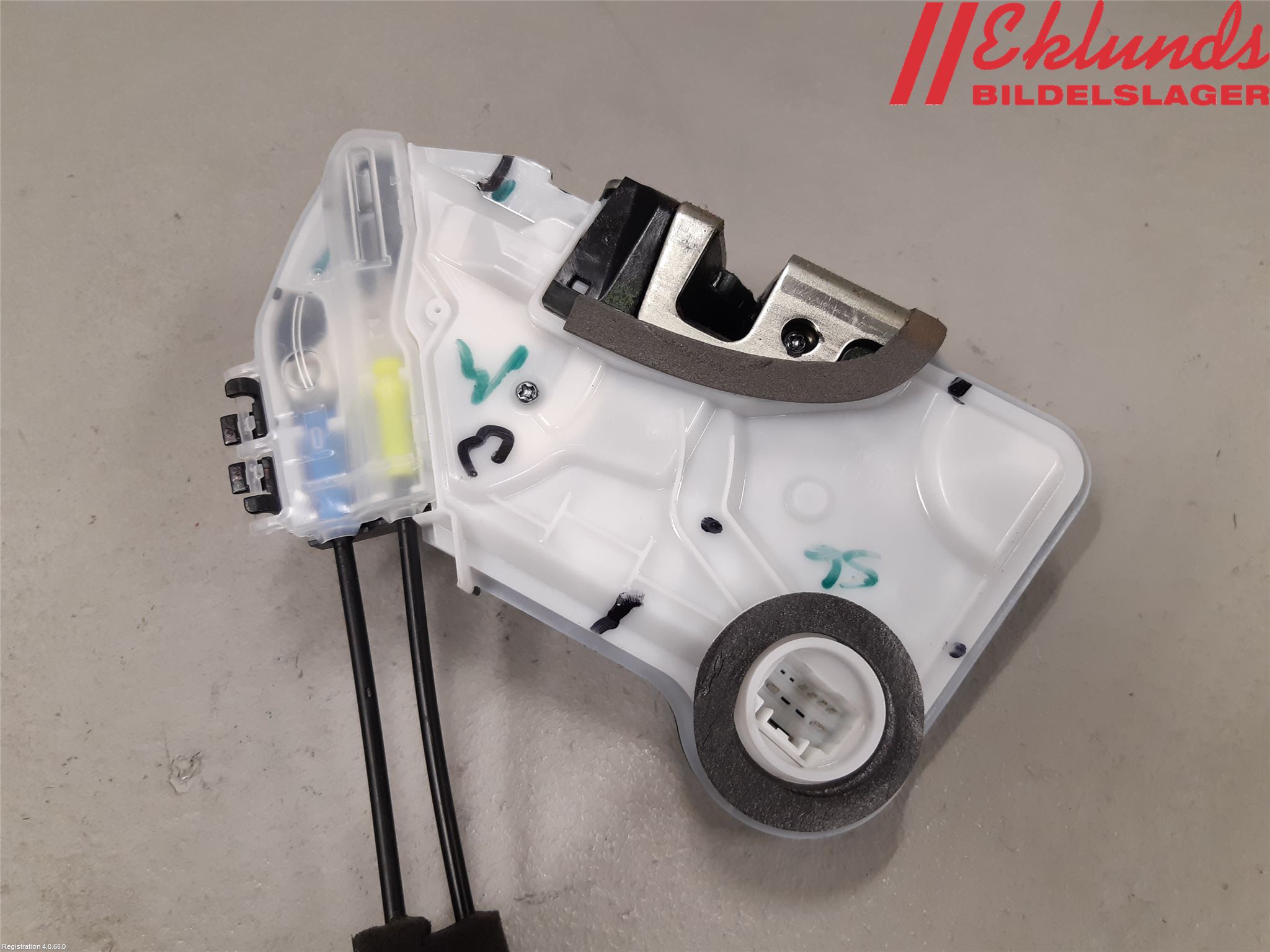 Toyota COROLLA 19- Låskista-Dörrlås