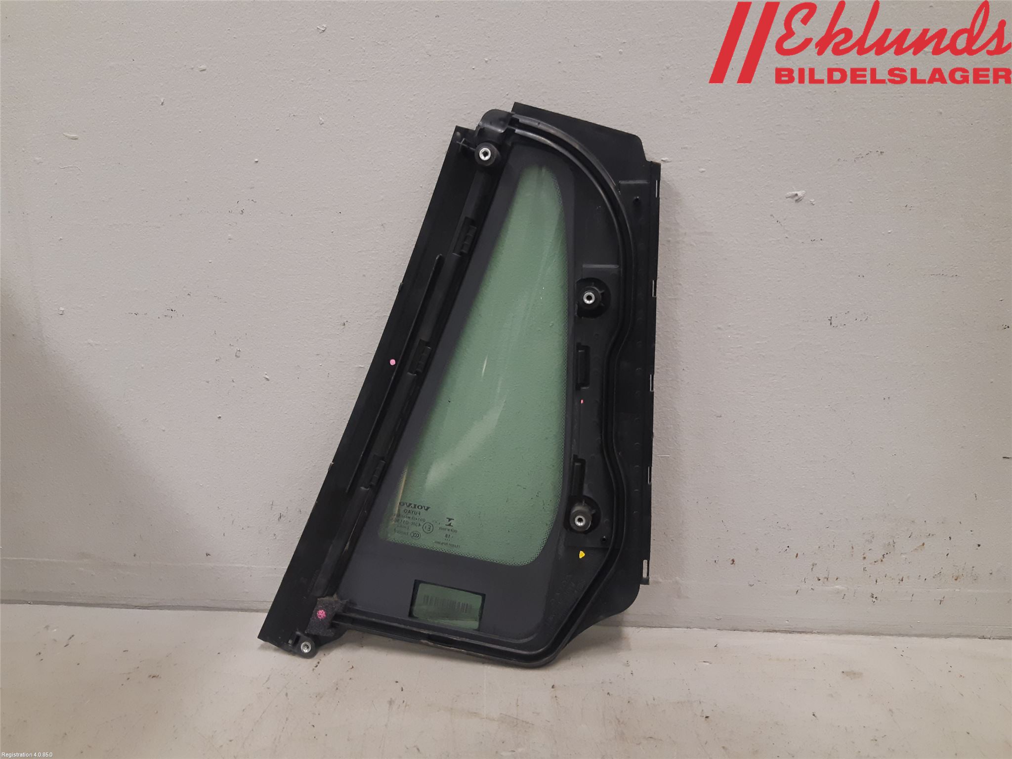 Volvo V60 19- Dörruta Bak Lilla Hö