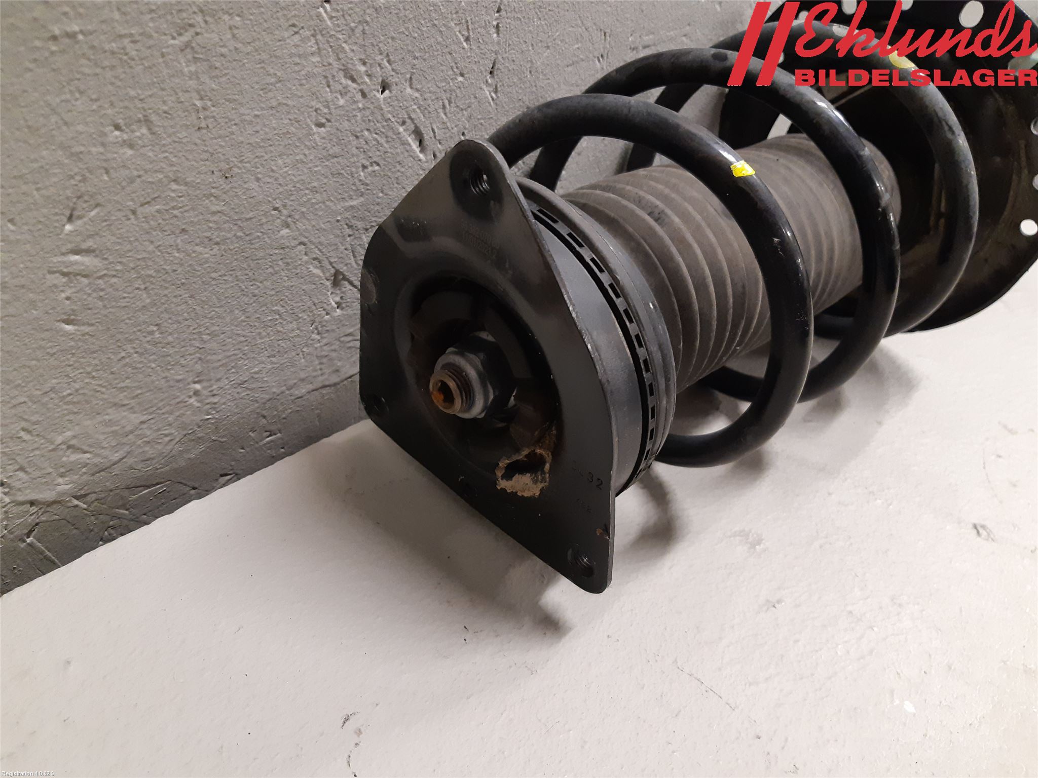 Peugeot 208/E-208 20- Fjäderben Fram Höger