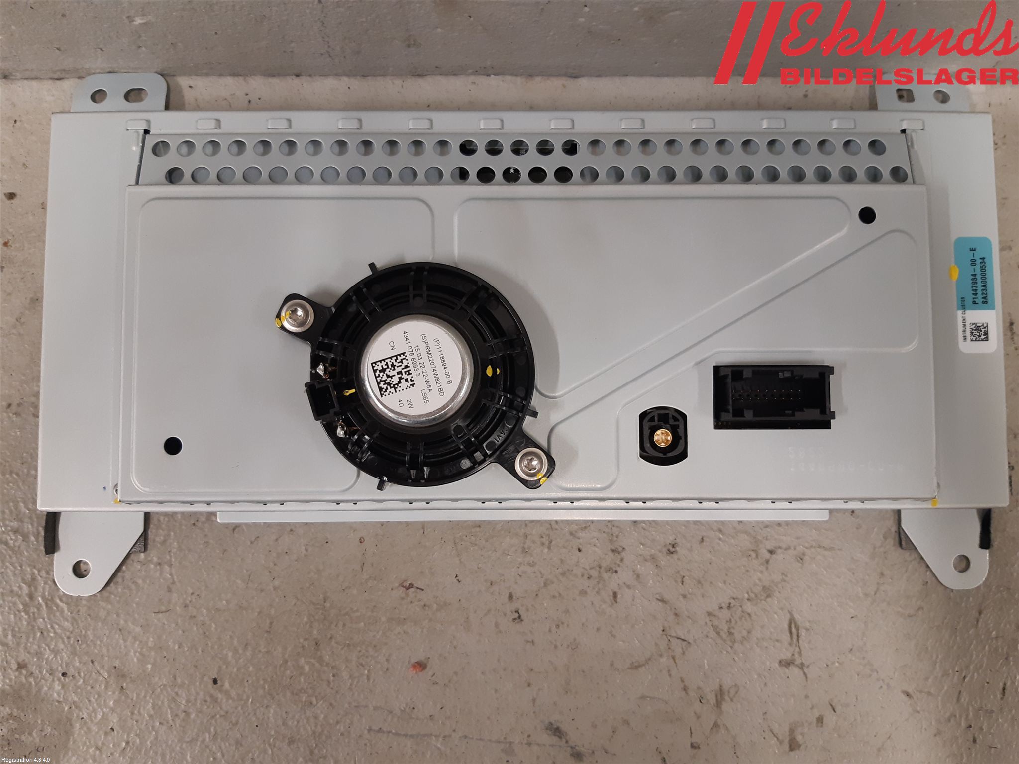 Tesla MODEL X 16- Instrument Komb