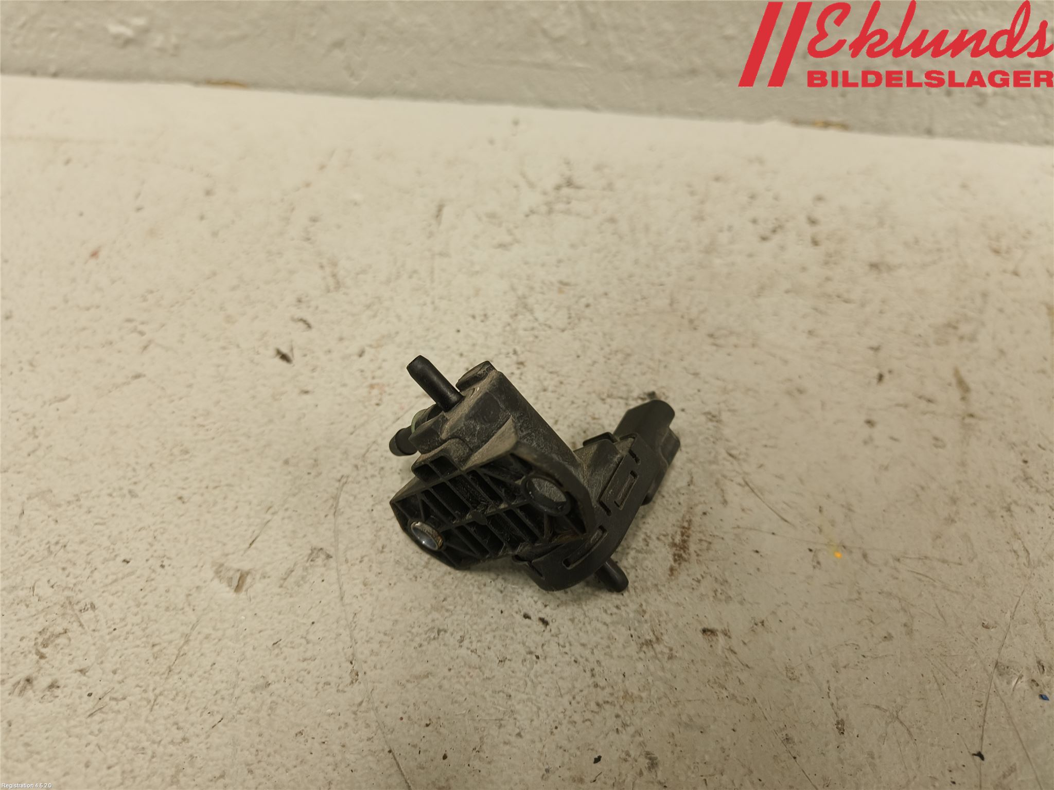 Ford FOCUS 11-14 Vakuumventil