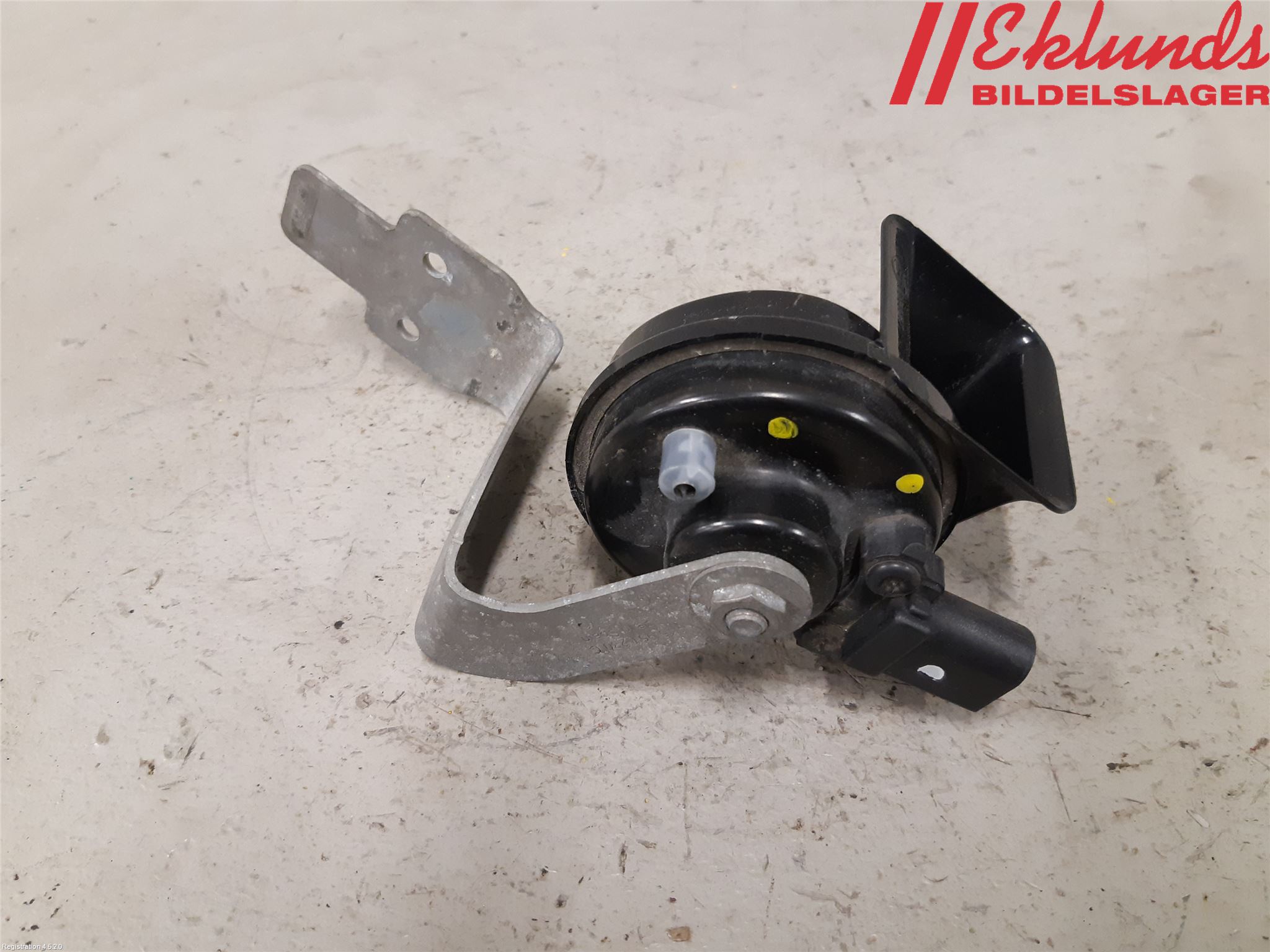 Audi A6 F2/C8 19- Signalhorn